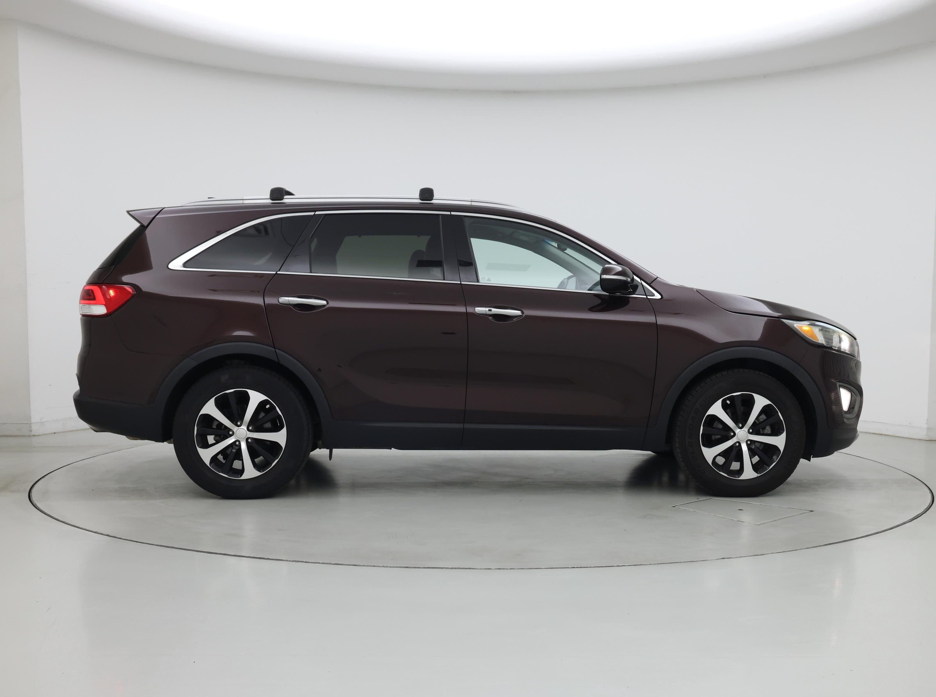 Thumbnail: 2016 Kia Sorento - 7