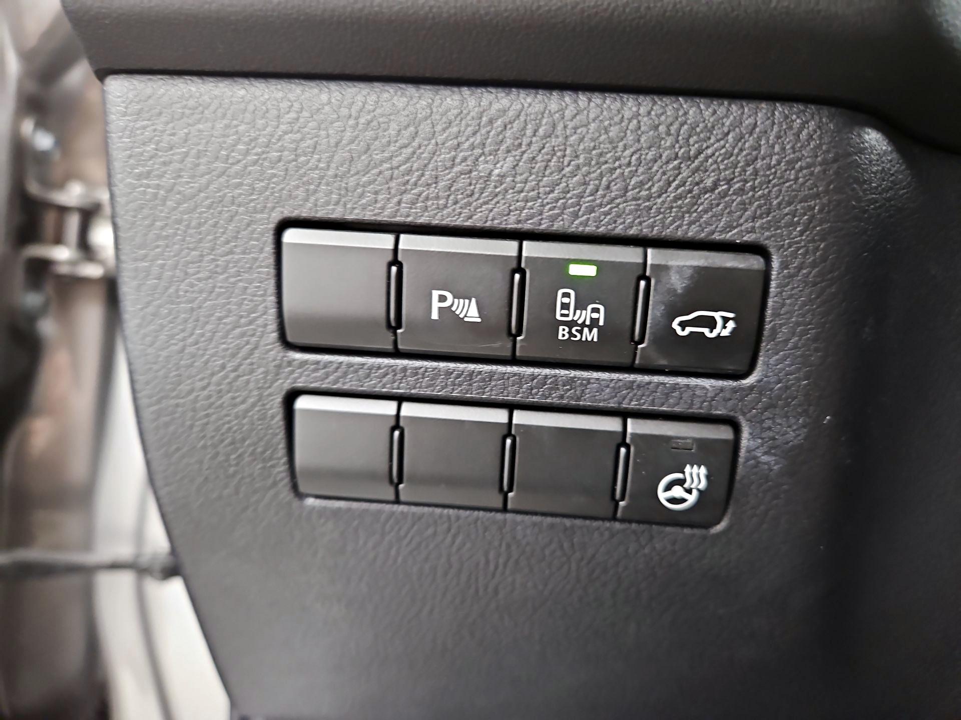 Thumbnail: 2015 Lexus NX - 13