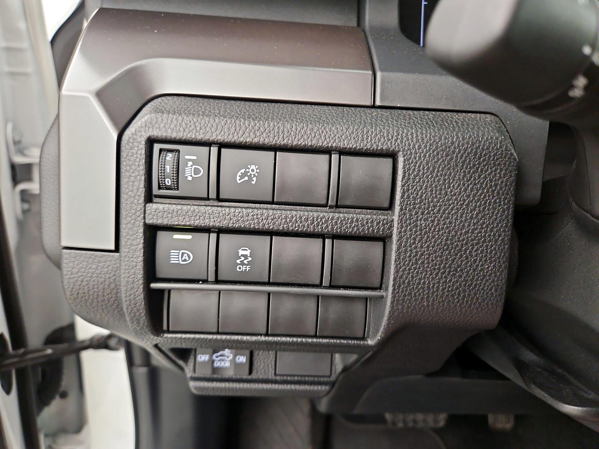 Thumbnail: 2024 Toyota Tacoma - 13