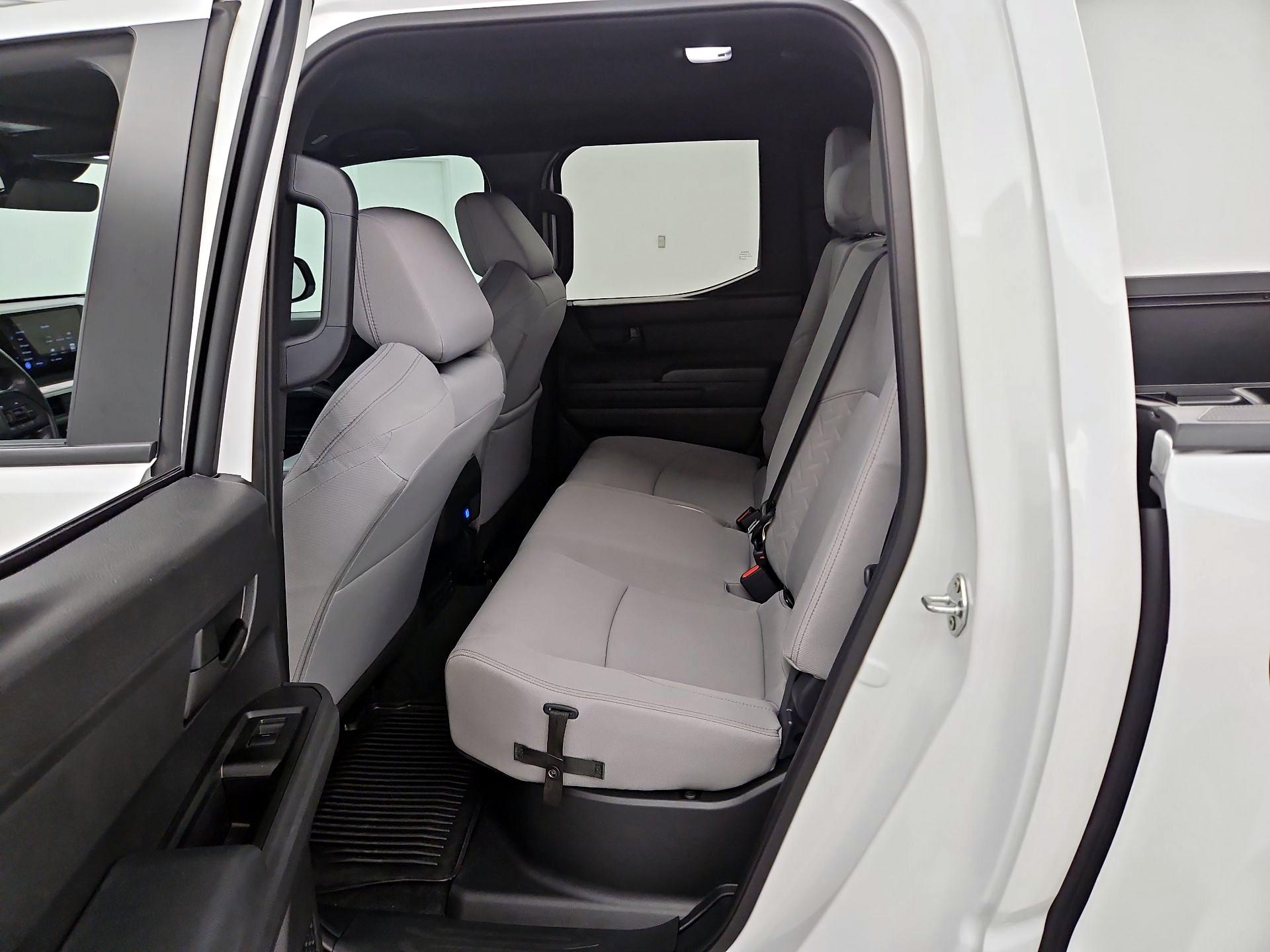 Thumbnail: 2024 Toyota Tacoma - 19