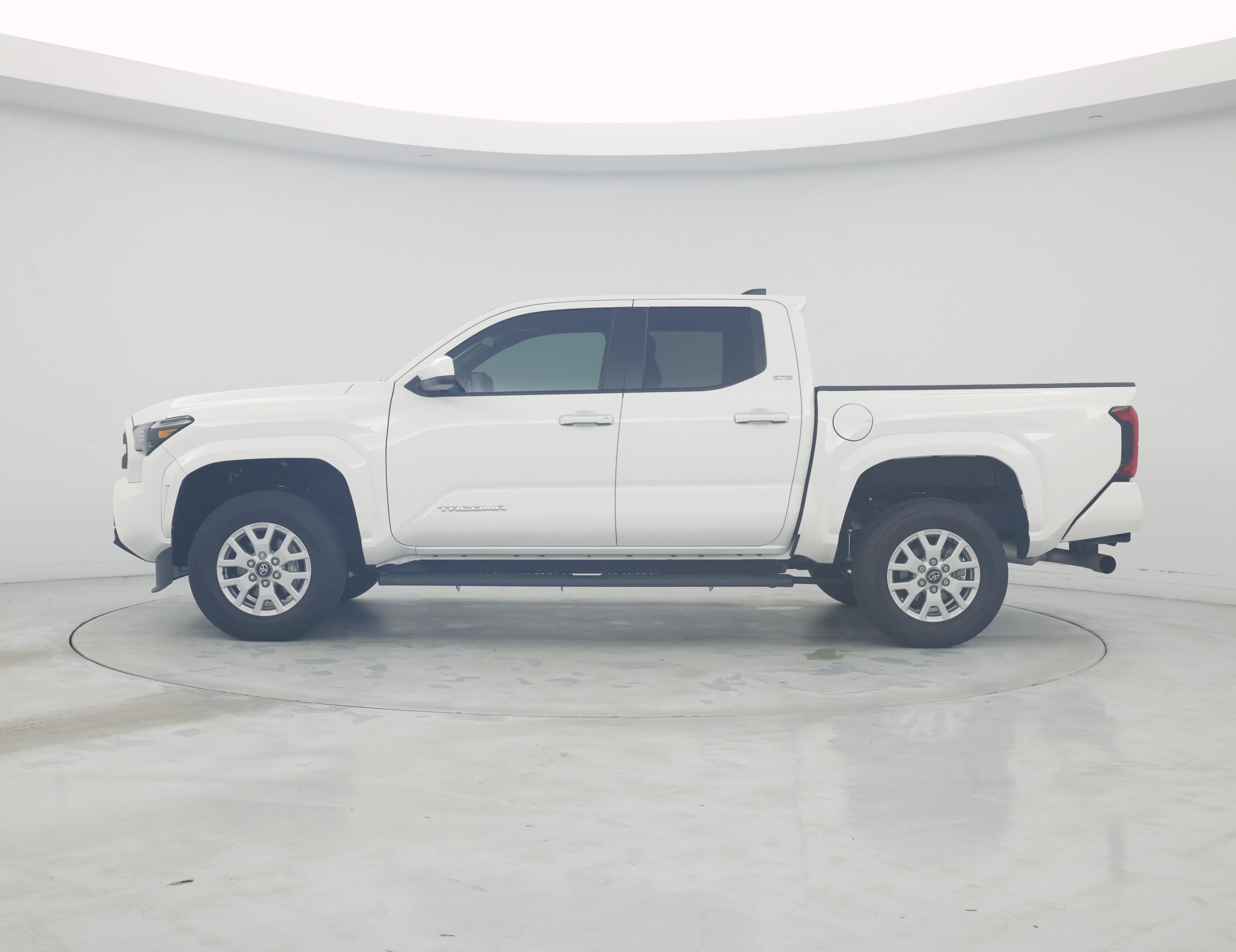 Thumbnail: 2024 Toyota Tacoma - 3