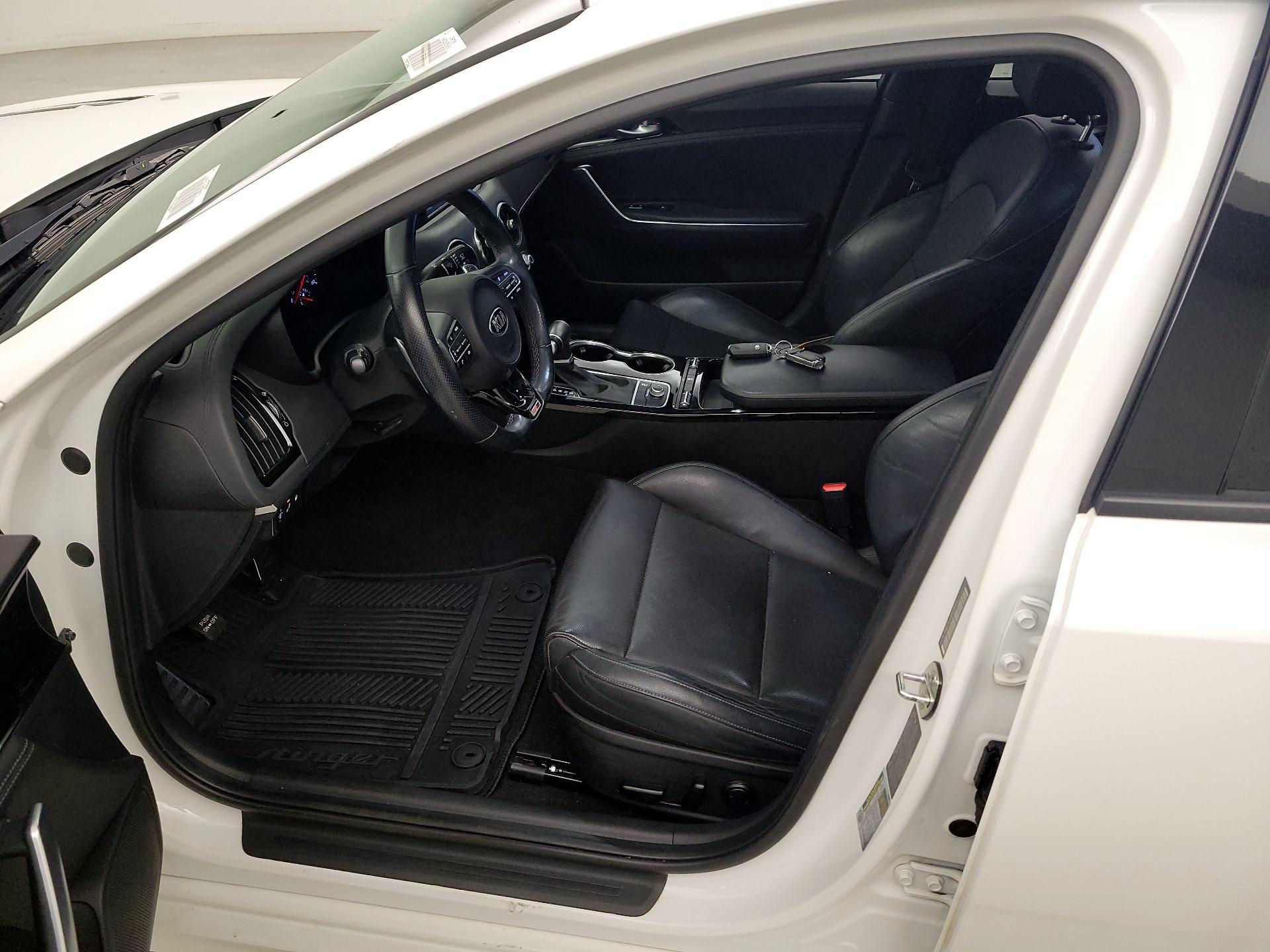 Thumbnail: 2021 Kia Stinger - 11