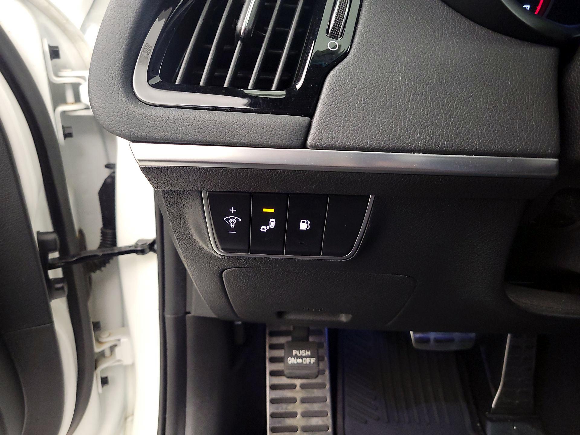 Thumbnail: 2021 Kia Stinger - 13