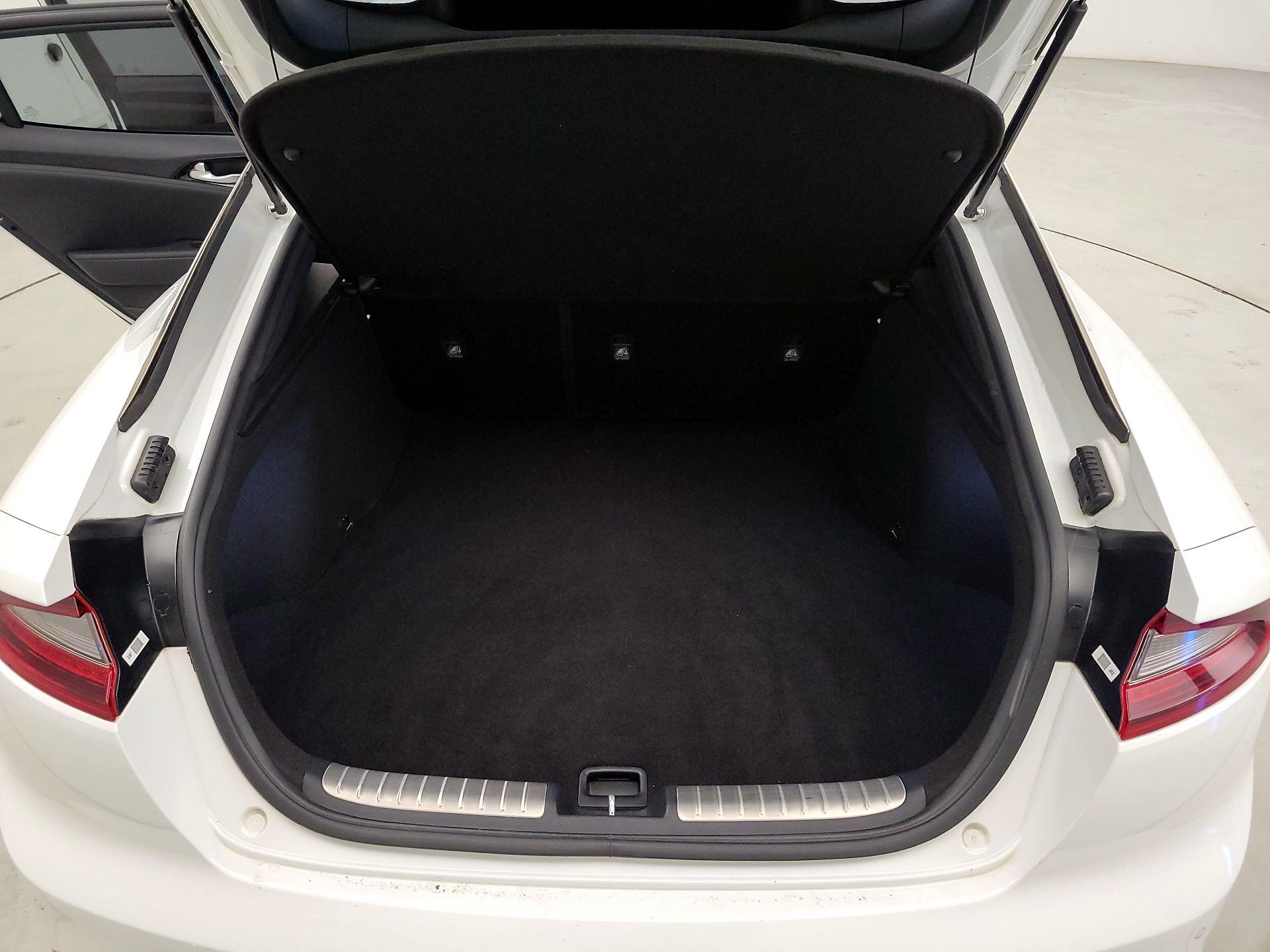 Thumbnail: 2021 Kia Stinger - 20