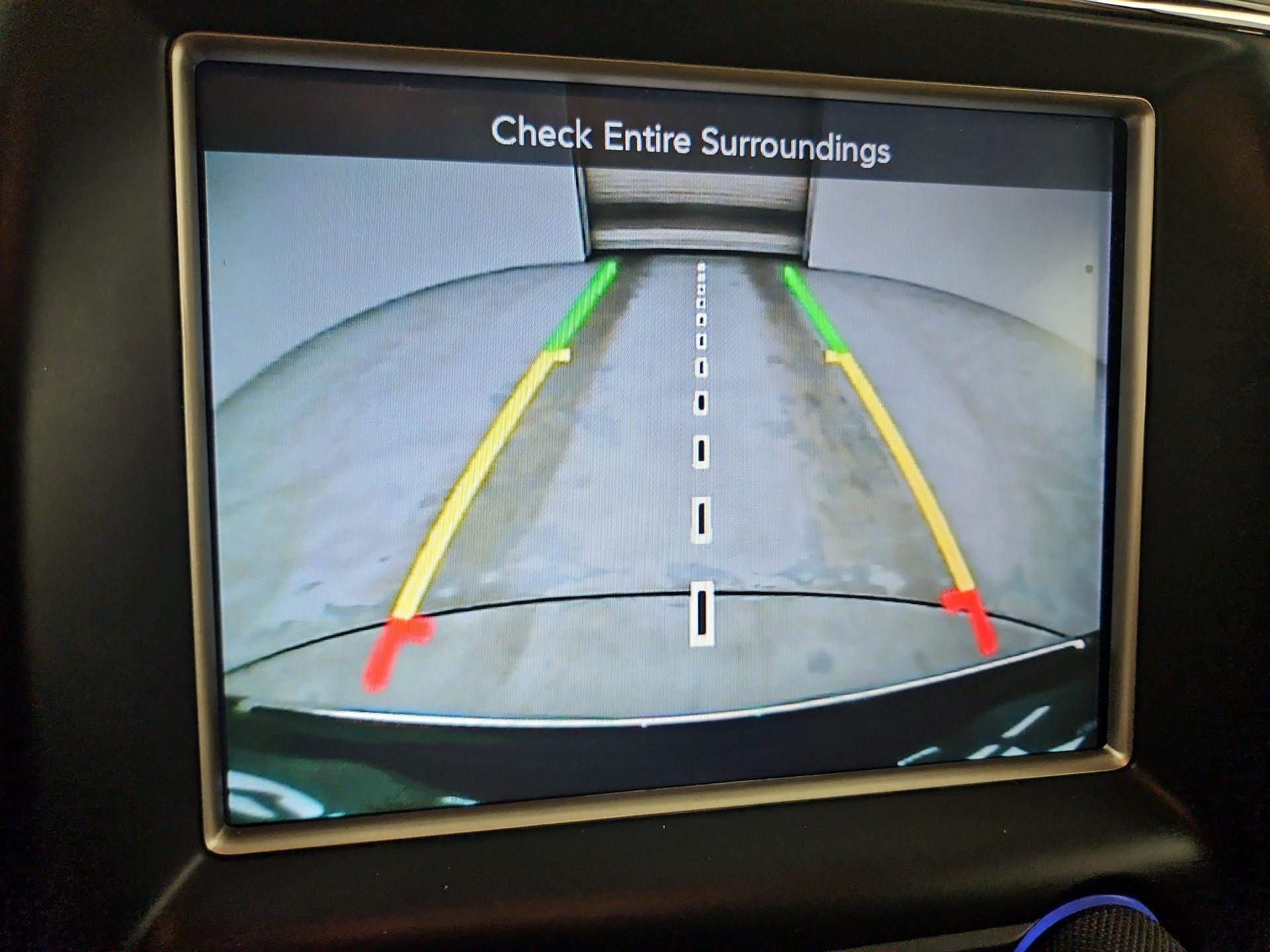 Thumbnail: 2015 Jeep Grand Cherokee - 15