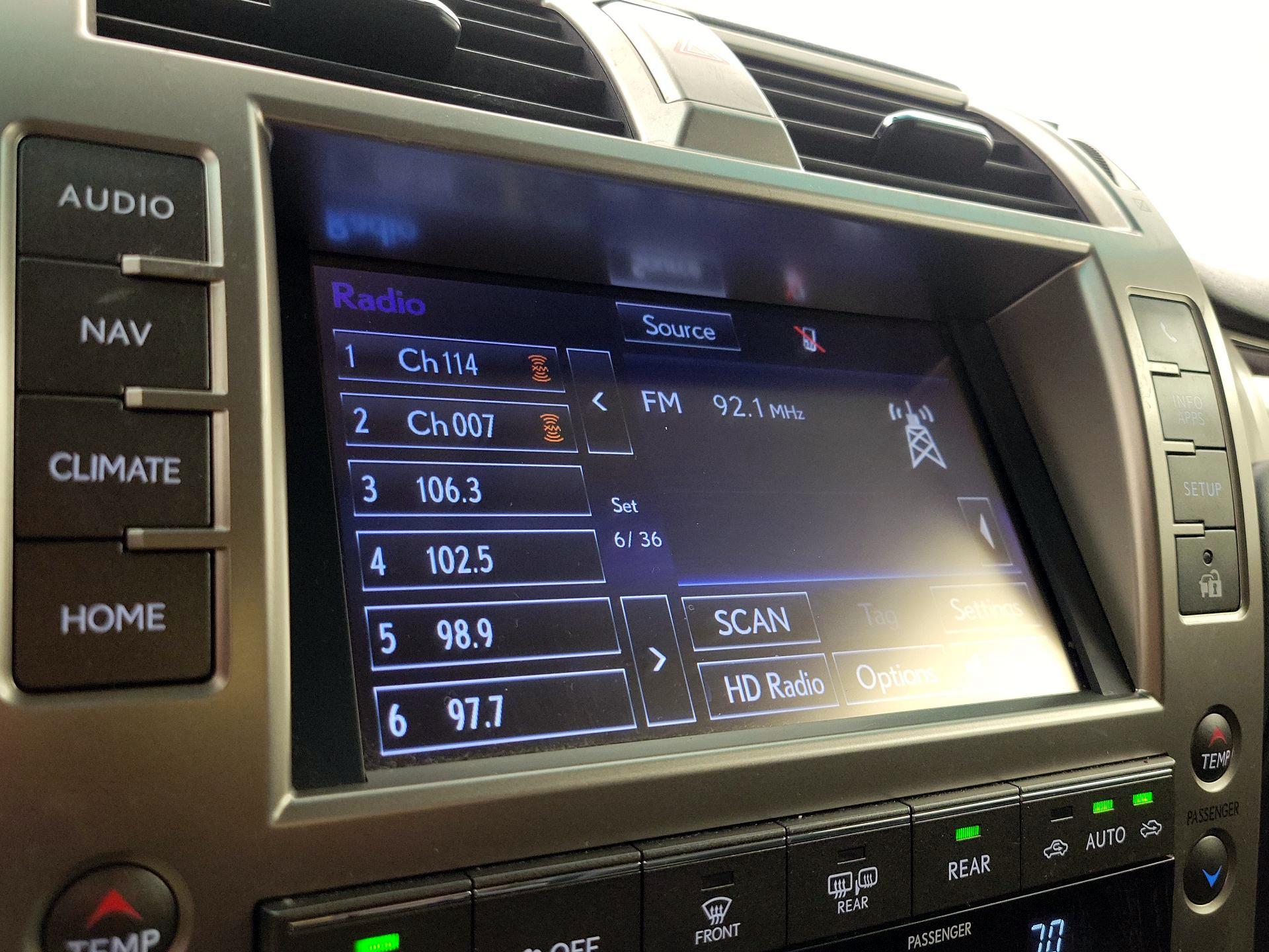 Thumbnail: 2019 Lexus GX - 16