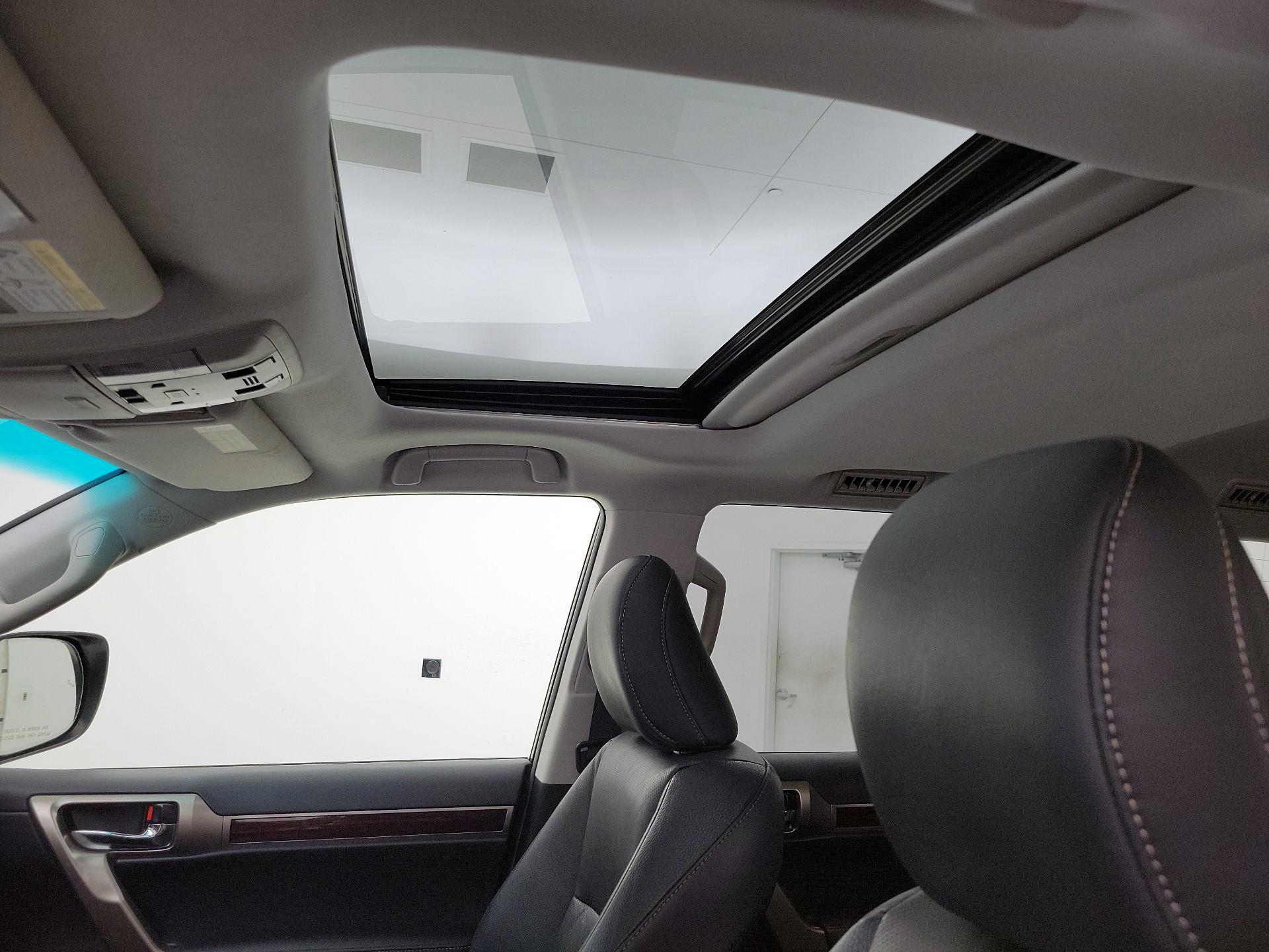 Thumbnail: 2019 Lexus GX - 20