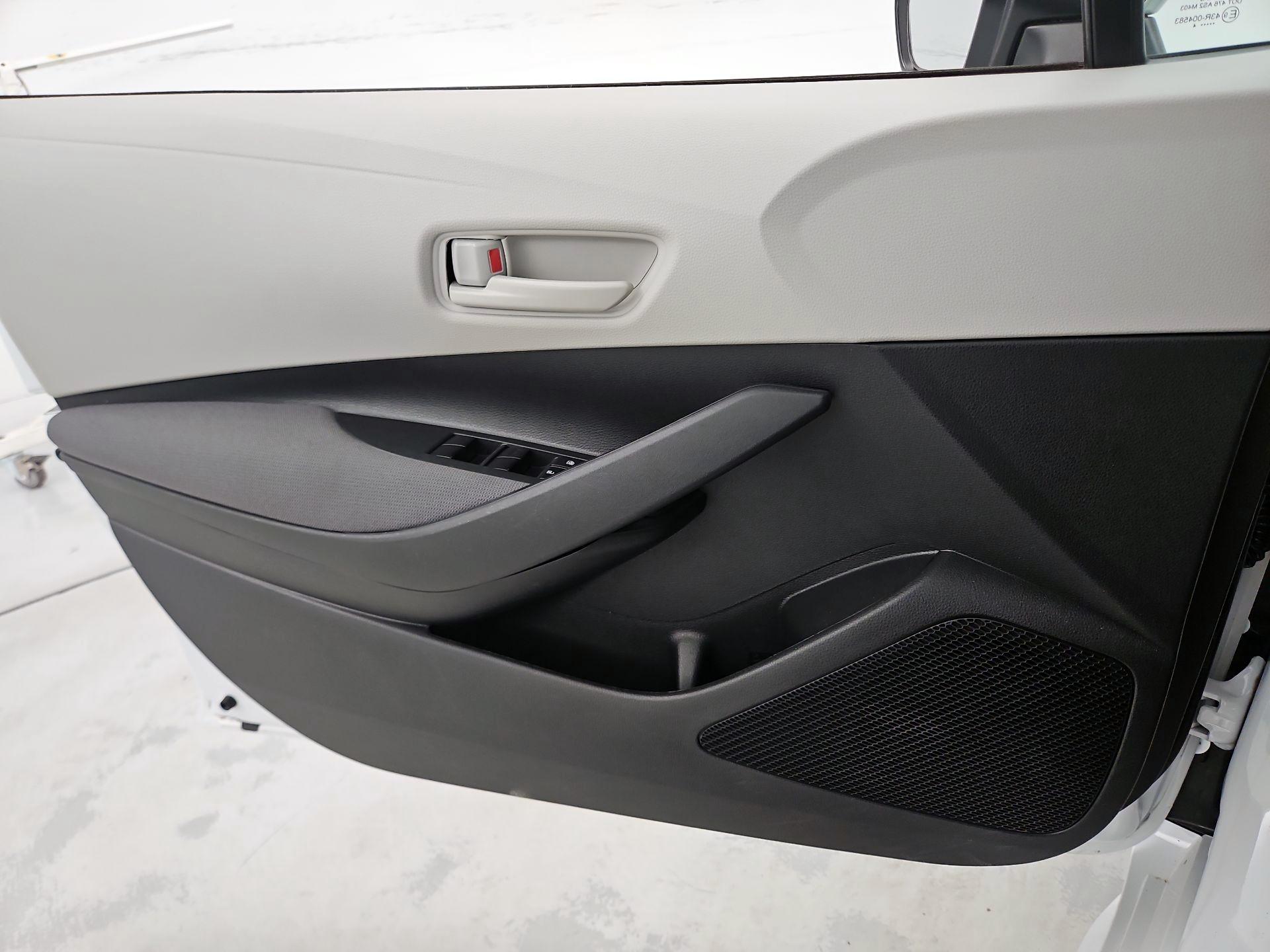 Thumbnail: 2024 Toyota Corolla - 12