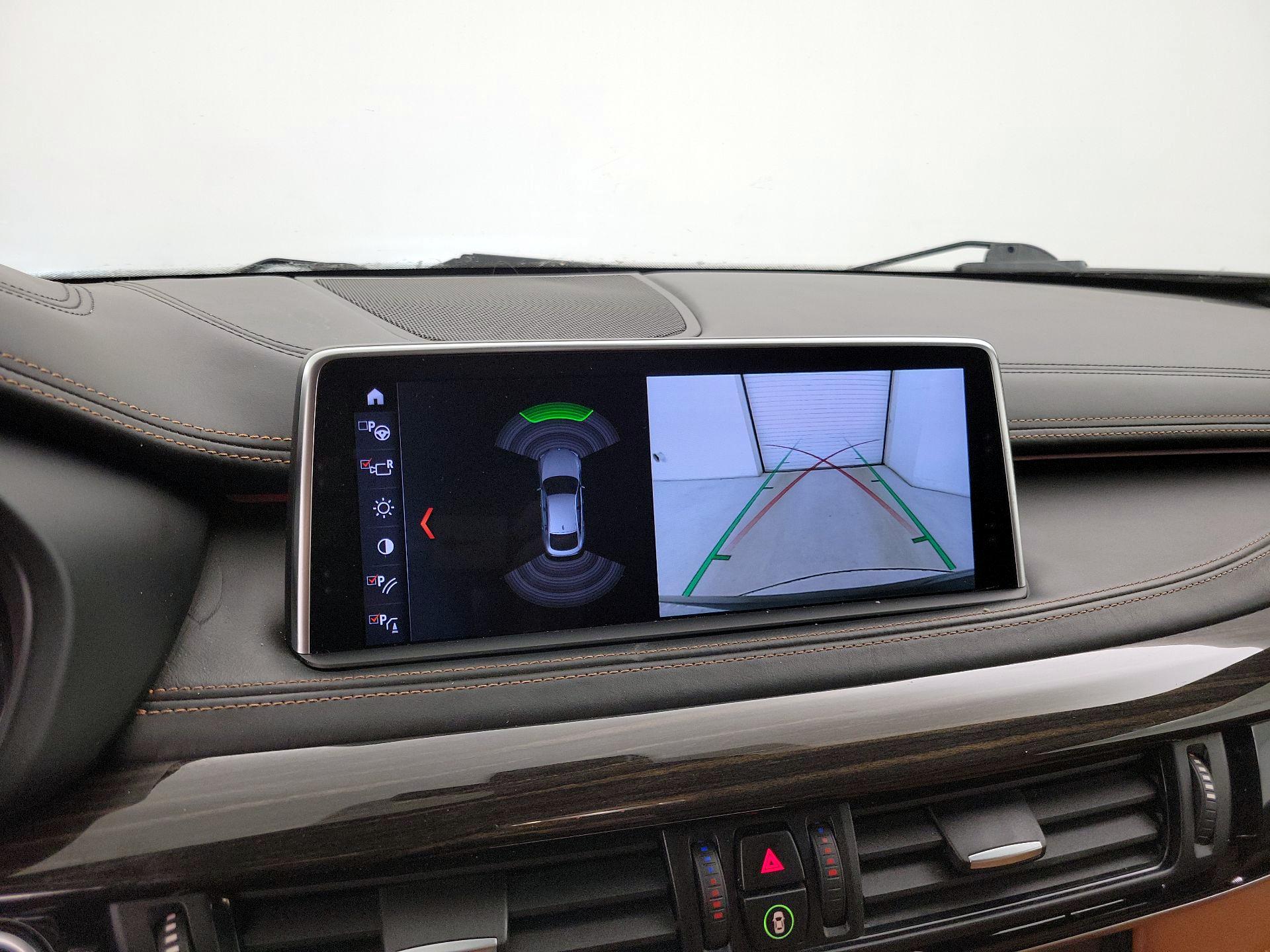 Thumbnail: 2018 BMW X6 - 15