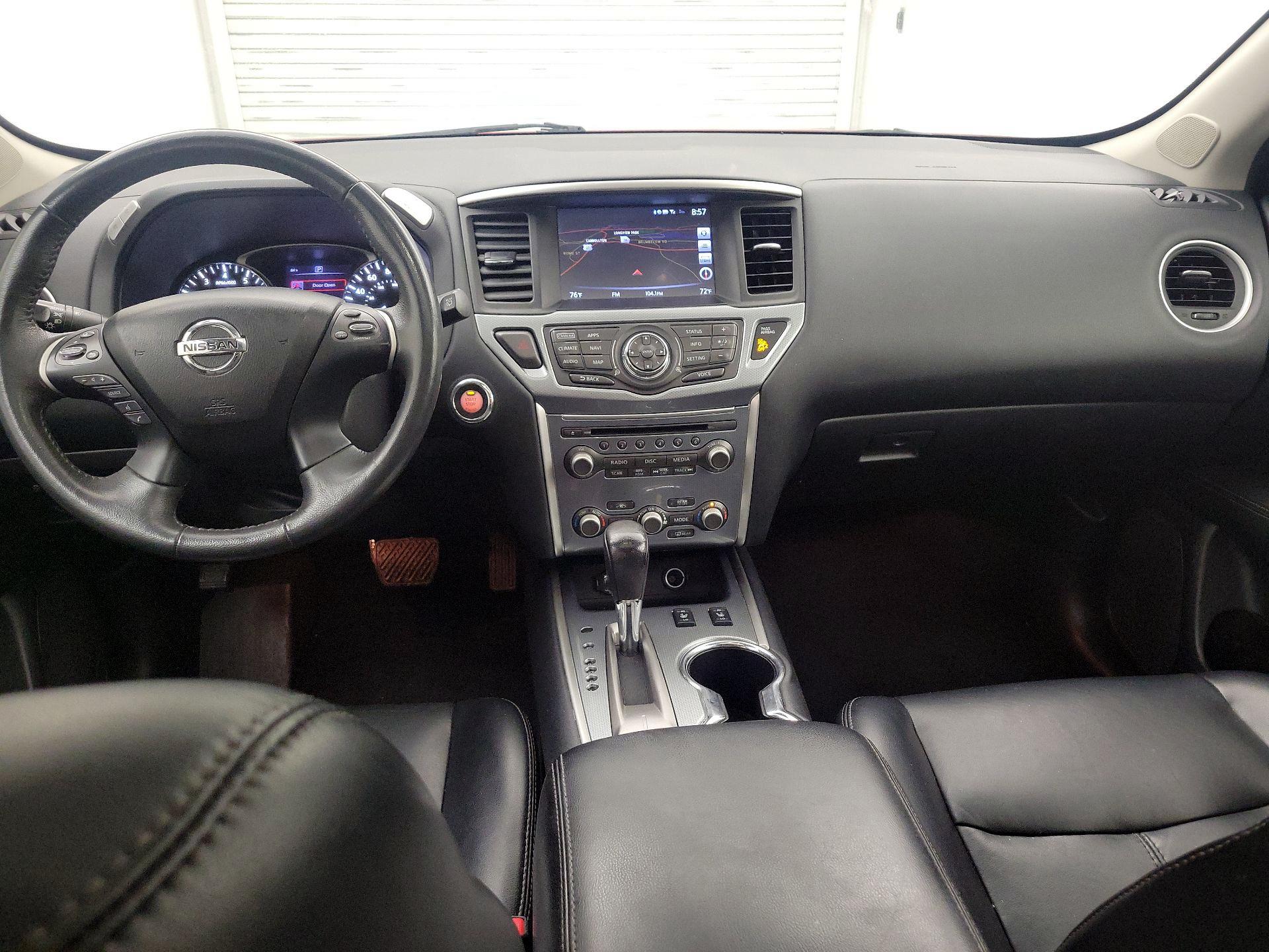 Thumbnail: 2017 Nissan Pathfinder - 9