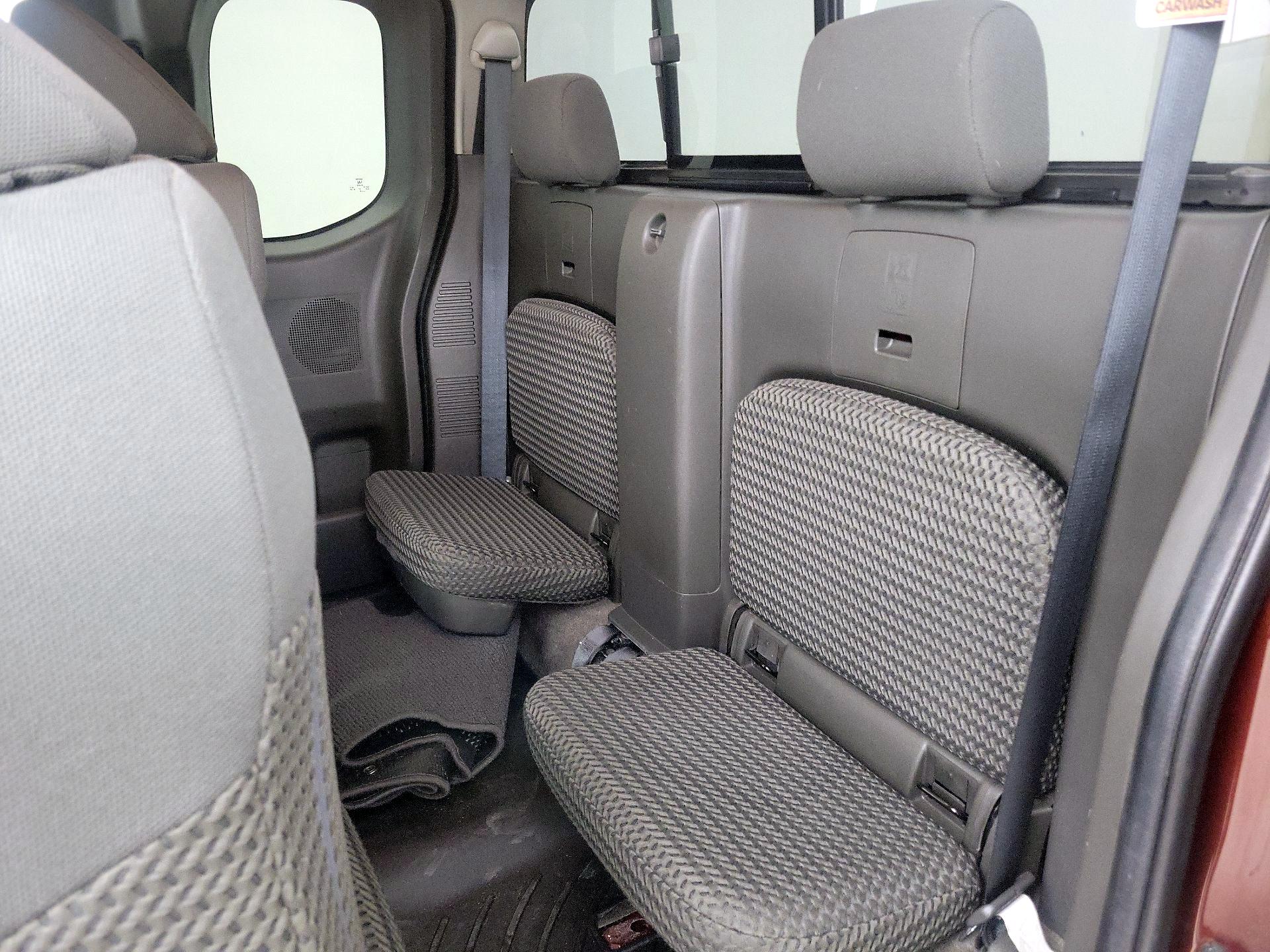 Thumbnail: 2016 Nissan Frontier - 19