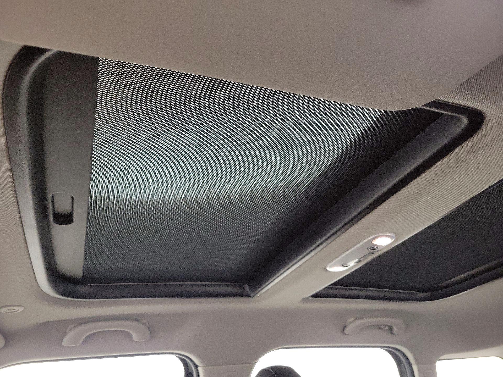 Thumbnail: 2019 MINI Cooper Countryman - 19