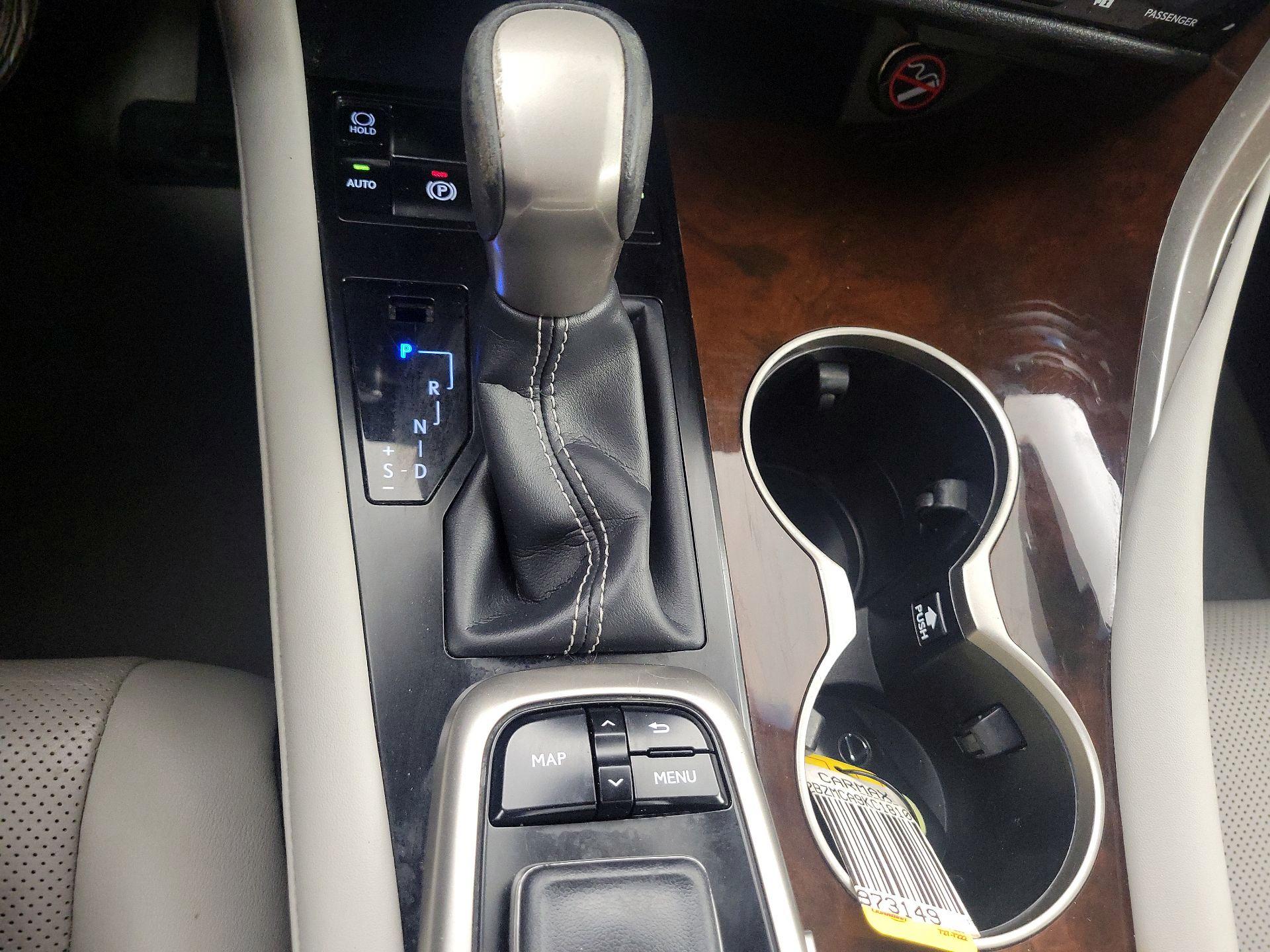 Thumbnail: 2019 Lexus RX - 18