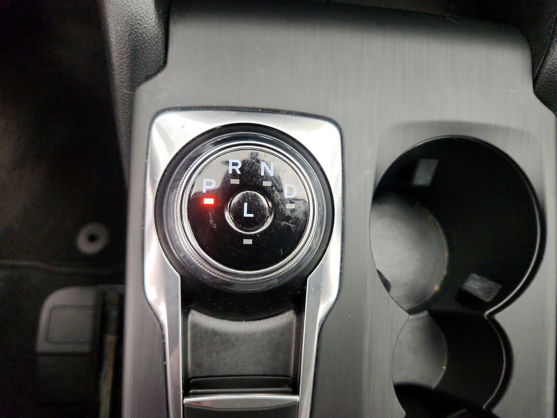 Thumbnail: 2021 Ford Escape - 18