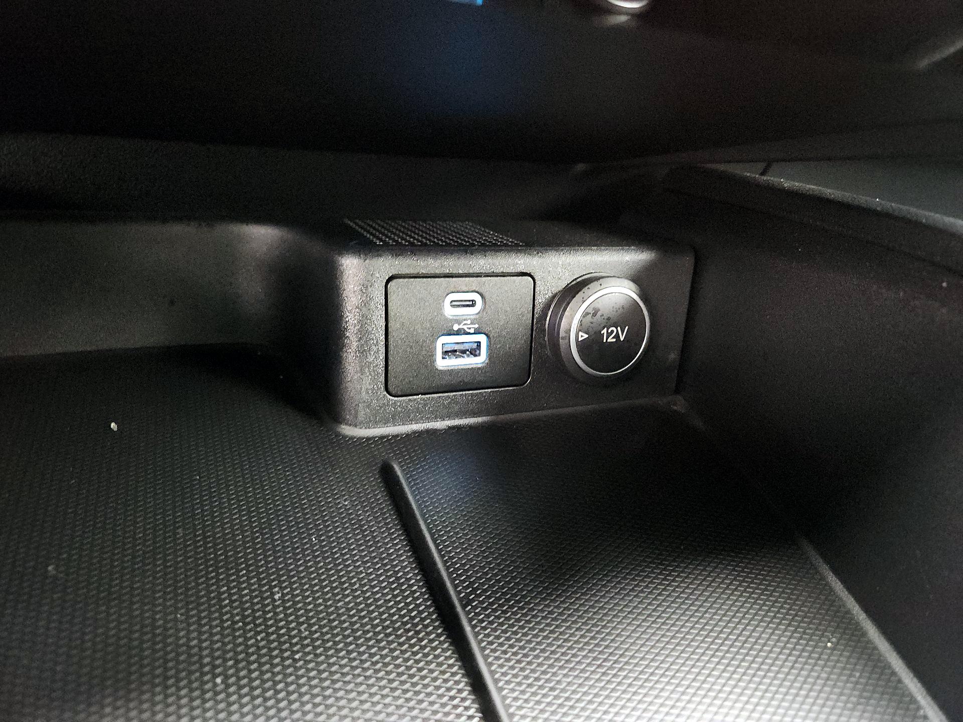 Thumbnail: 2021 Ford Escape - 19