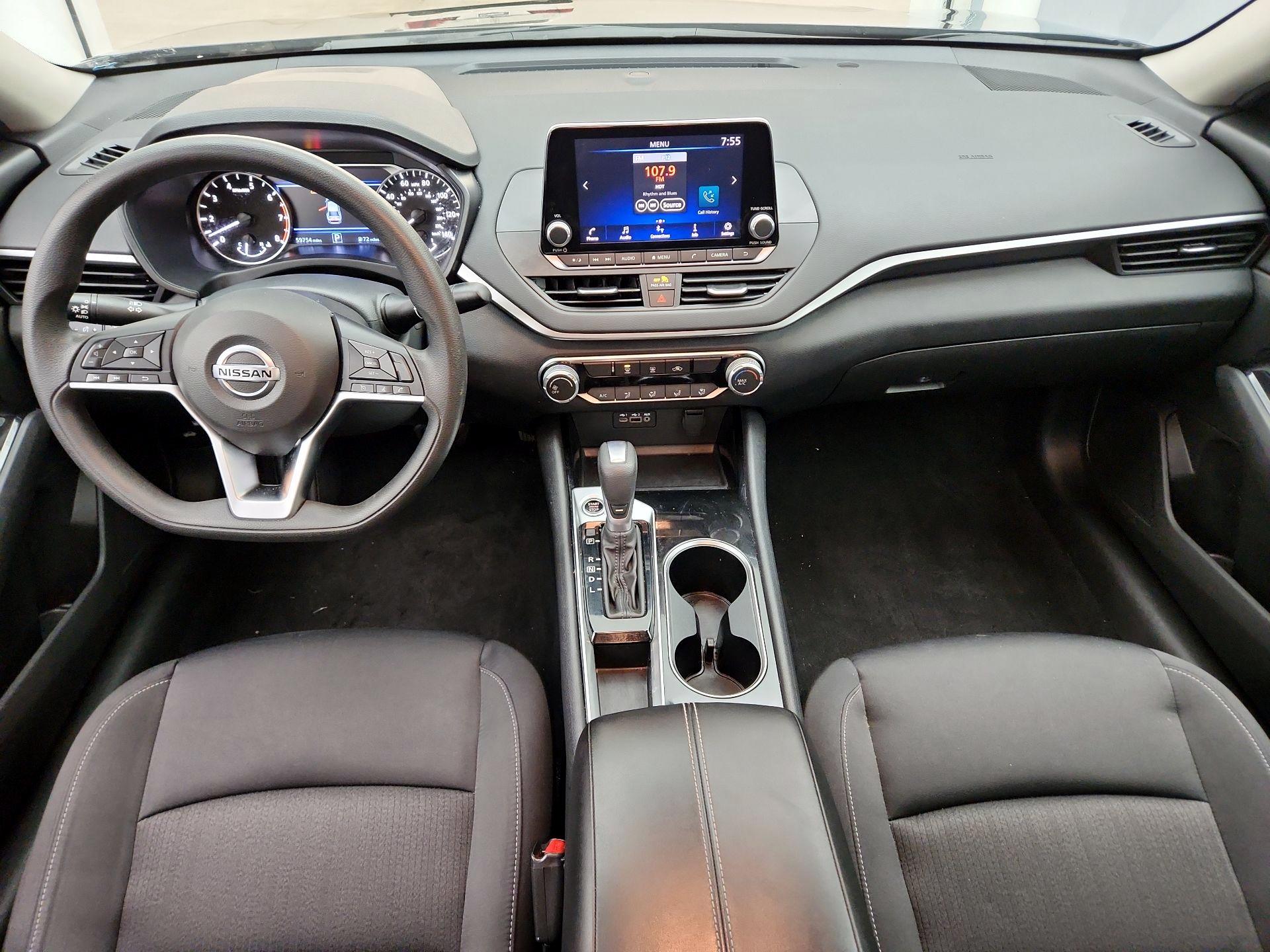 Thumbnail: 2021 Nissan Altima - 9