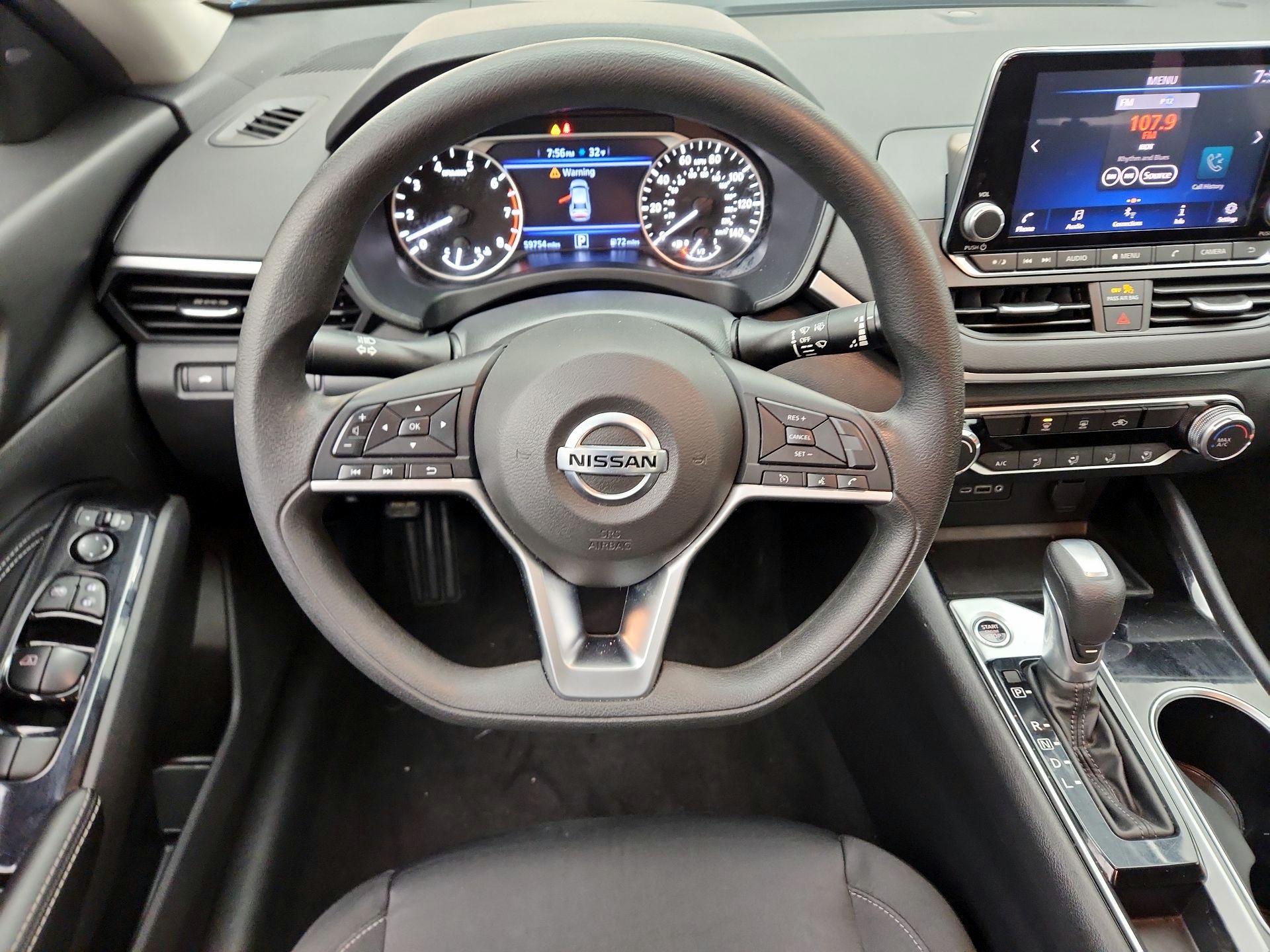 Thumbnail: 2021 Nissan Altima - 10