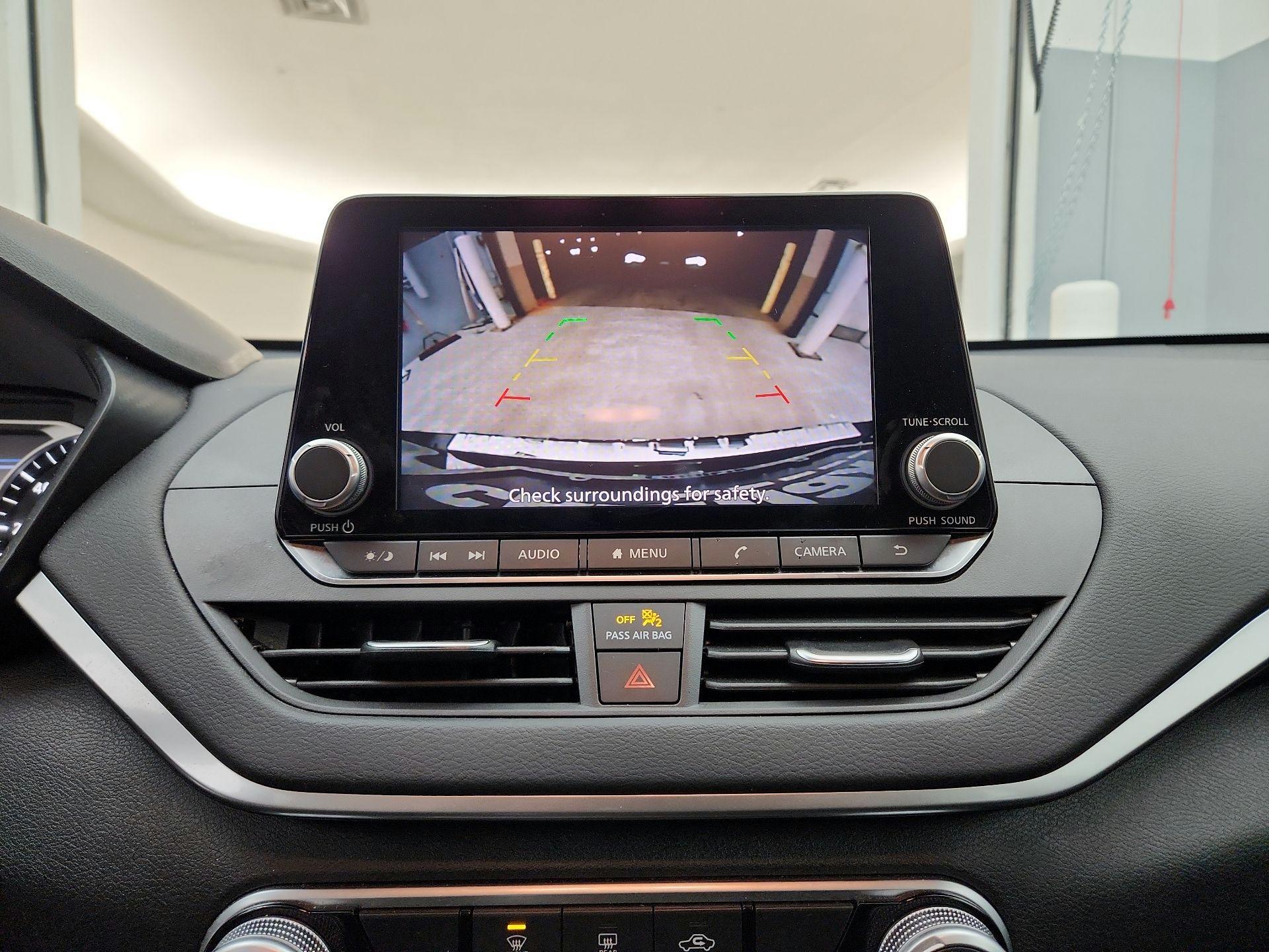 Thumbnail: 2021 Nissan Altima - 14