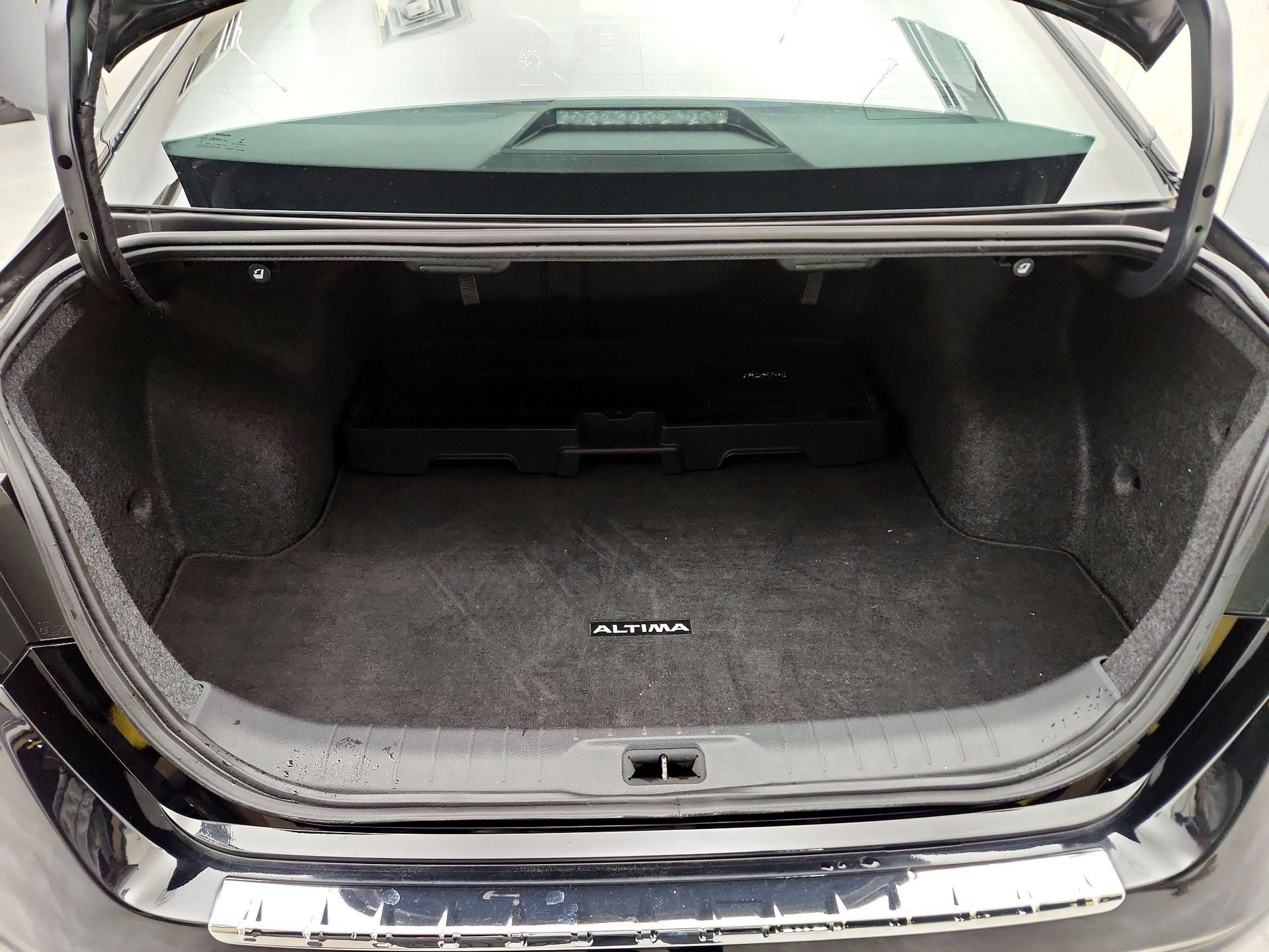 Thumbnail: 2021 Nissan Altima - 20