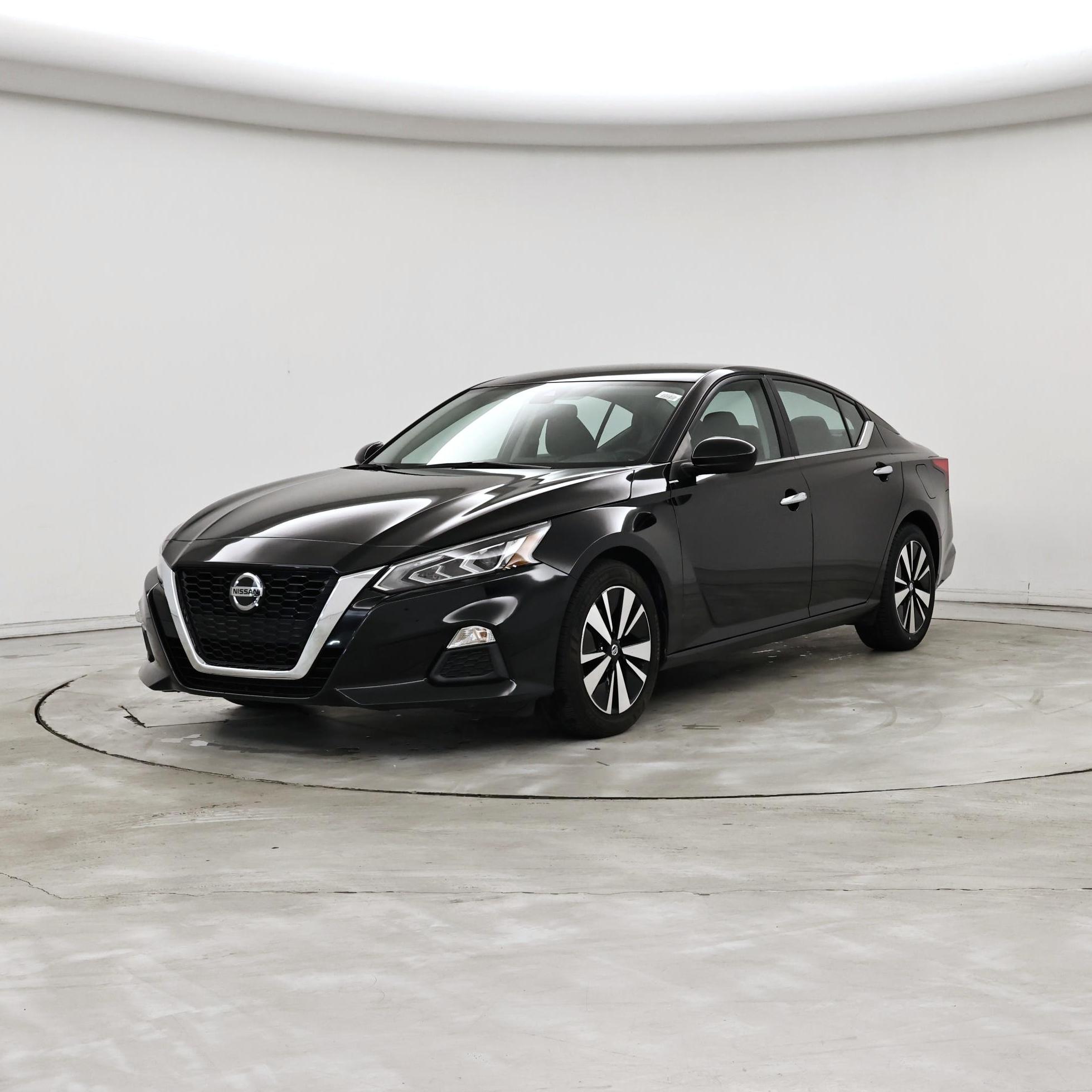 Thumbnail: 2021 Nissan Altima - 4