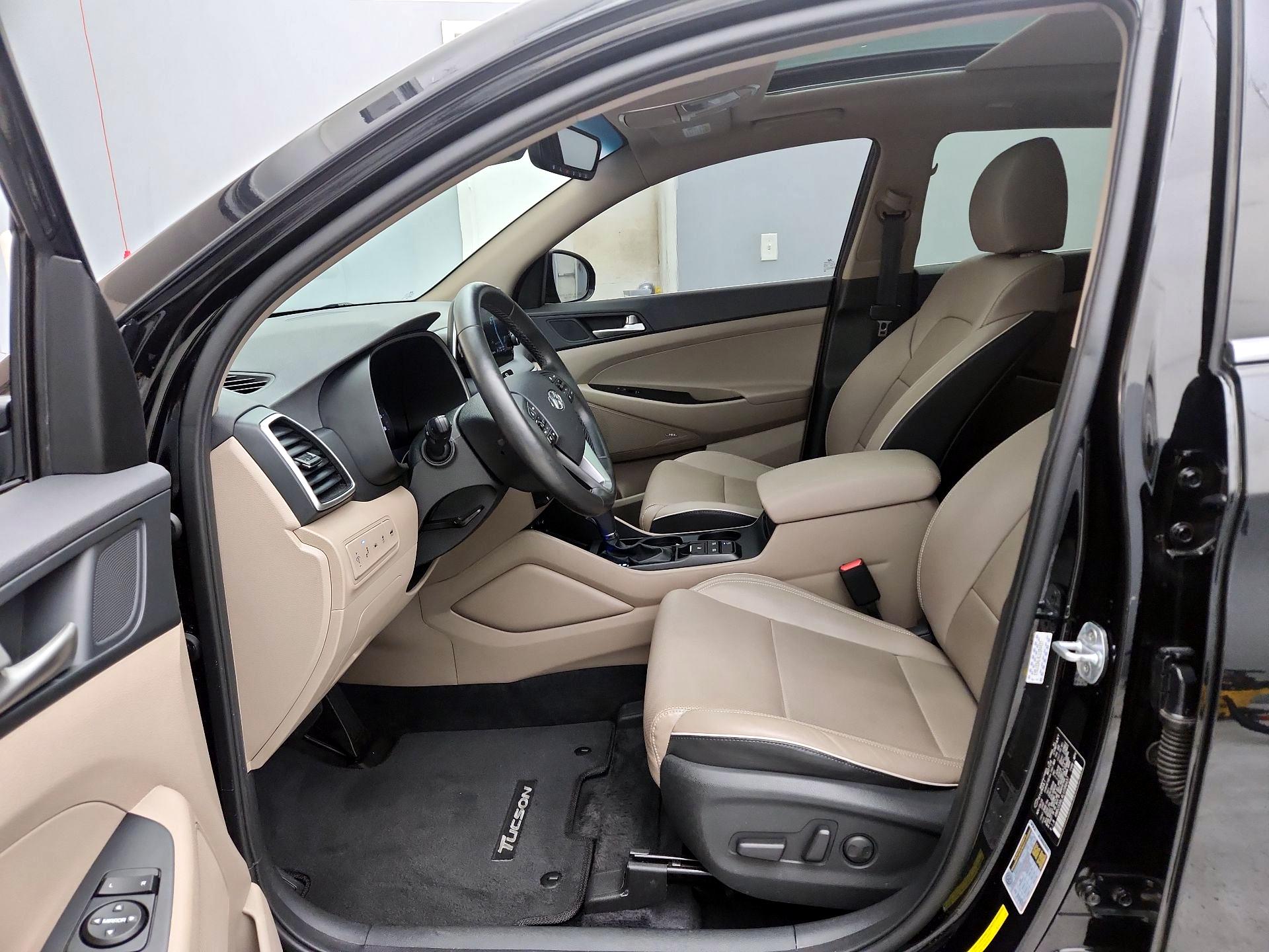 Thumbnail: 2020 Hyundai Tucson - 11