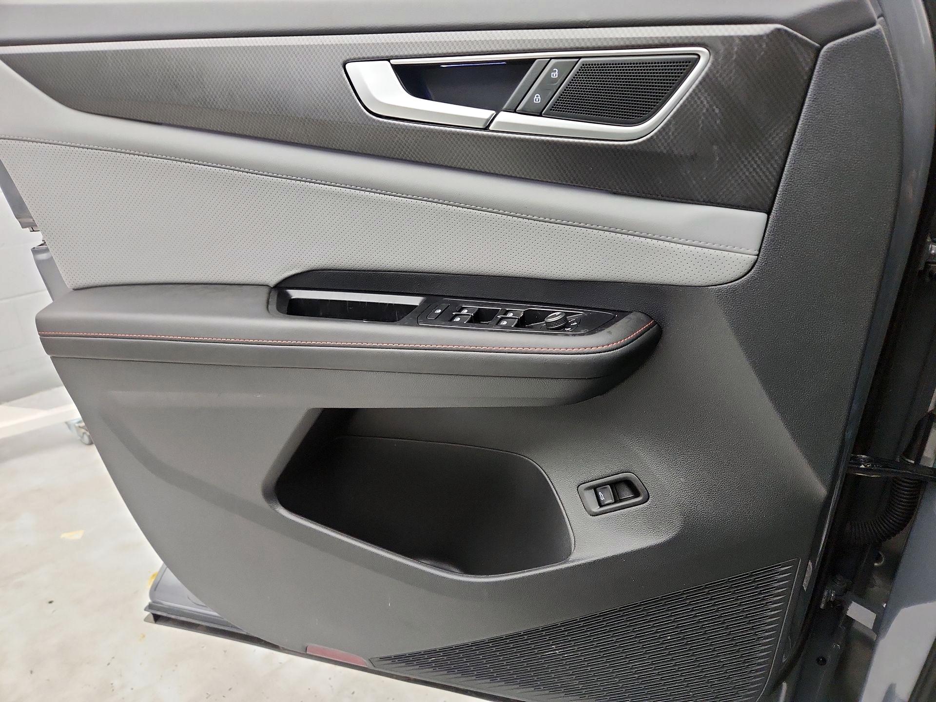 Thumbnail: 2024 Volkswagen Atlas - 12