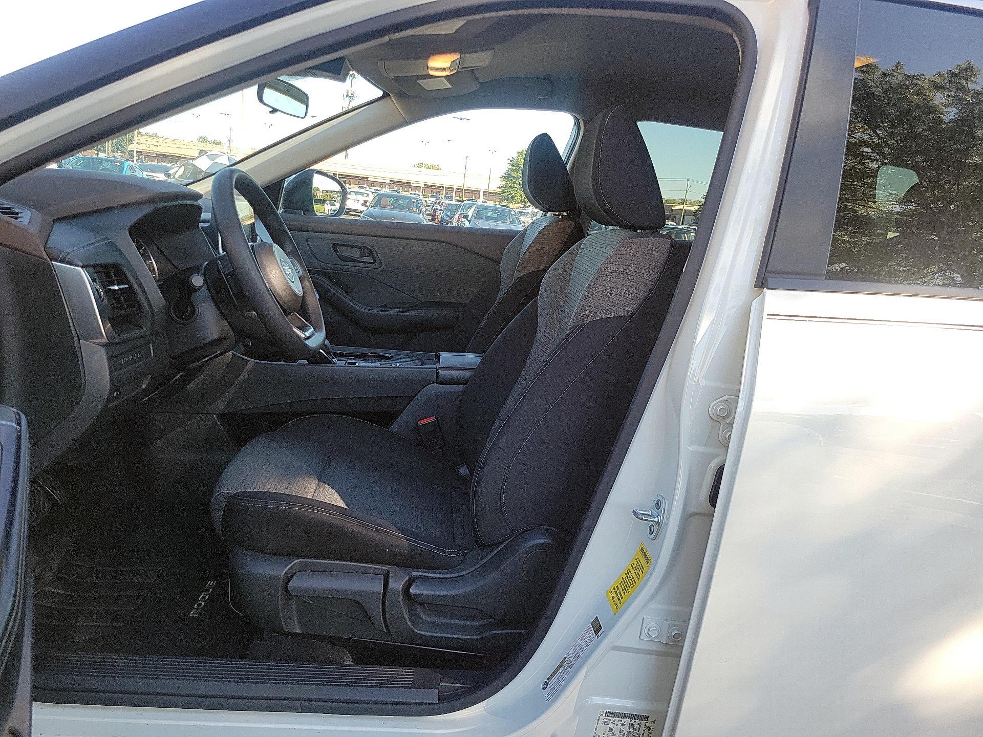 Thumbnail: 2021 Nissan Rogue - 9