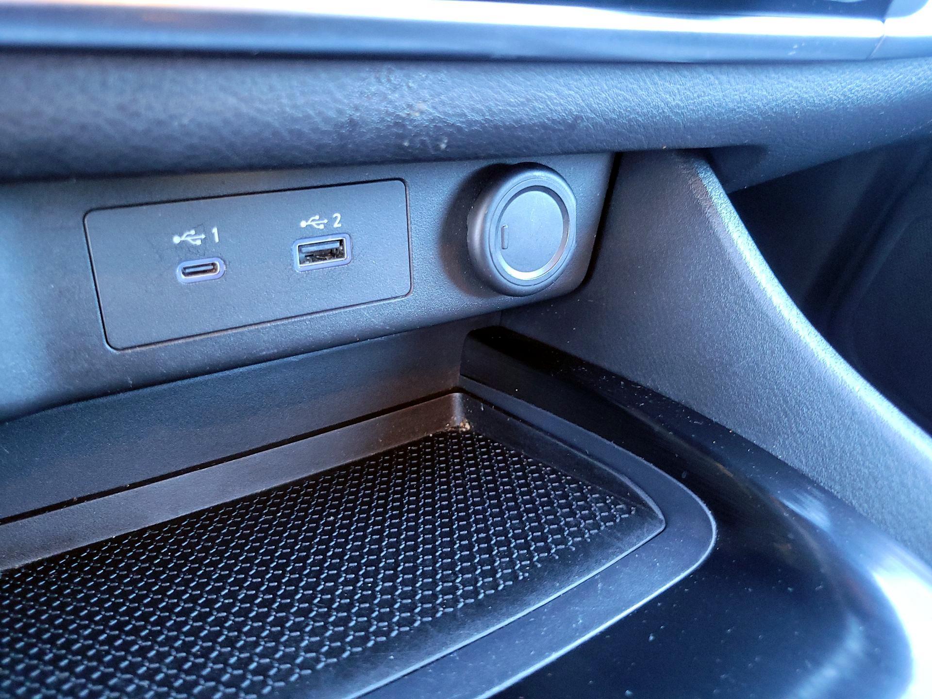 Thumbnail: 2021 Nissan Rogue - 16