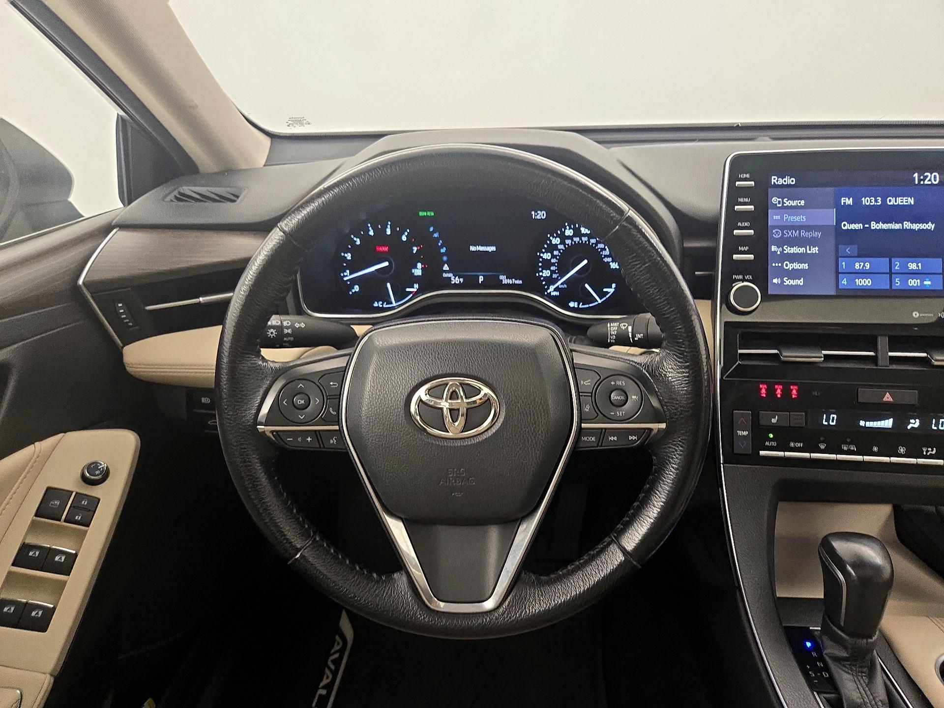 Thumbnail: 2020 Toyota Avalon - 10