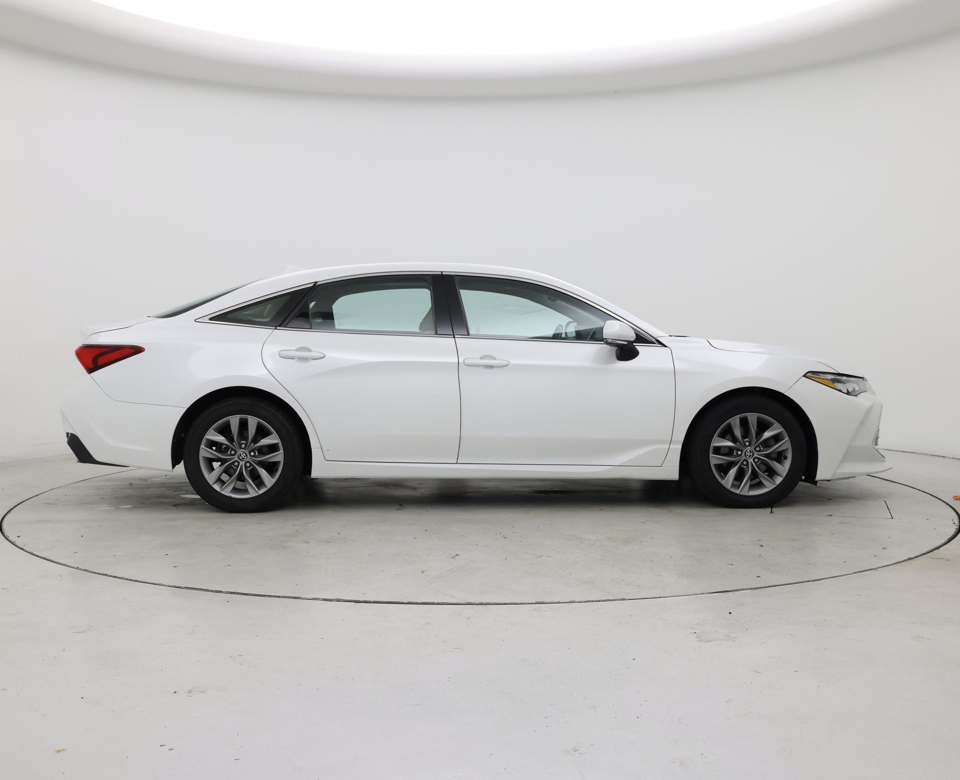 Thumbnail: 2020 Toyota Avalon - 7