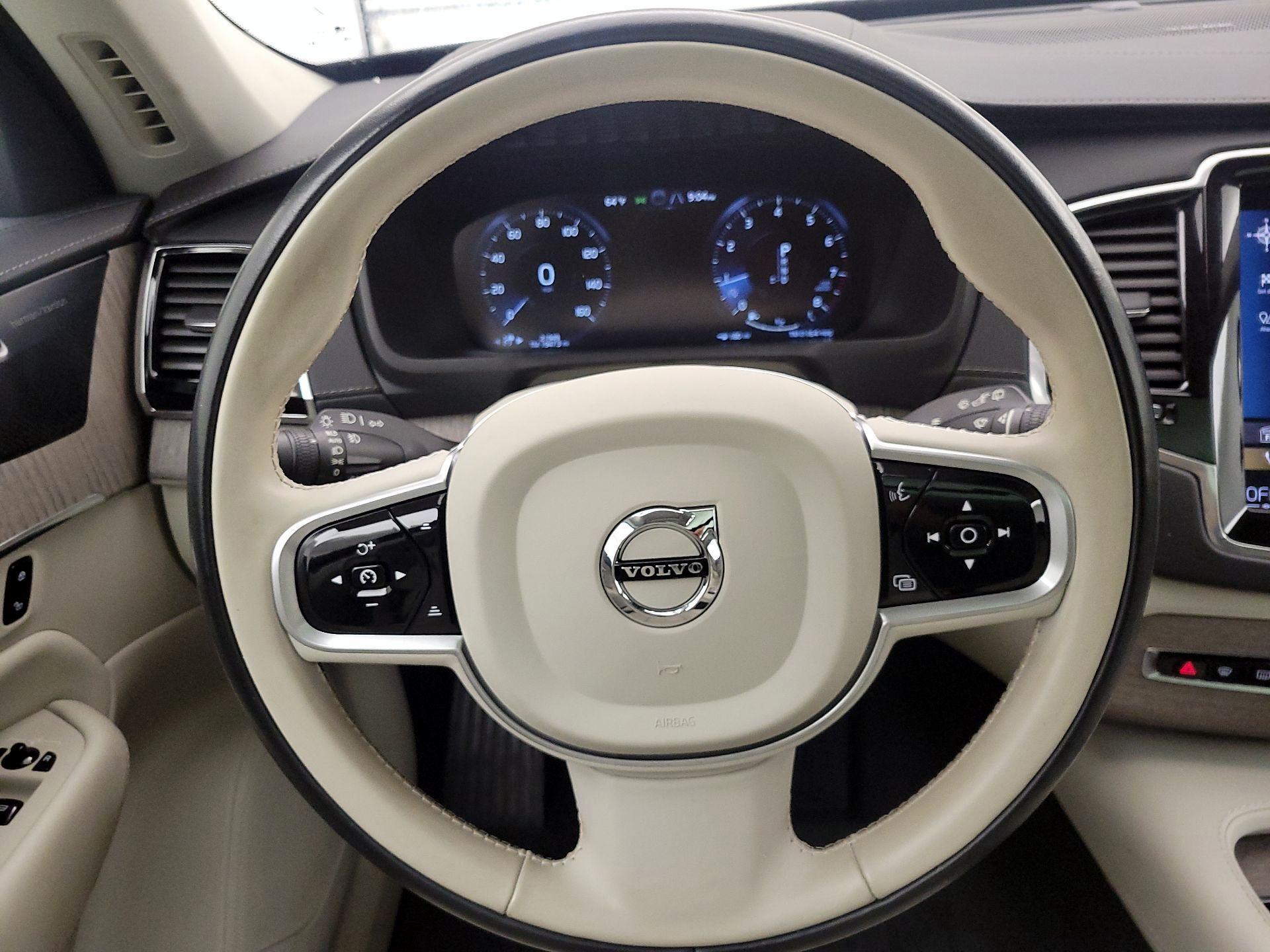 Thumbnail: 2022 Volvo XC90 - 10