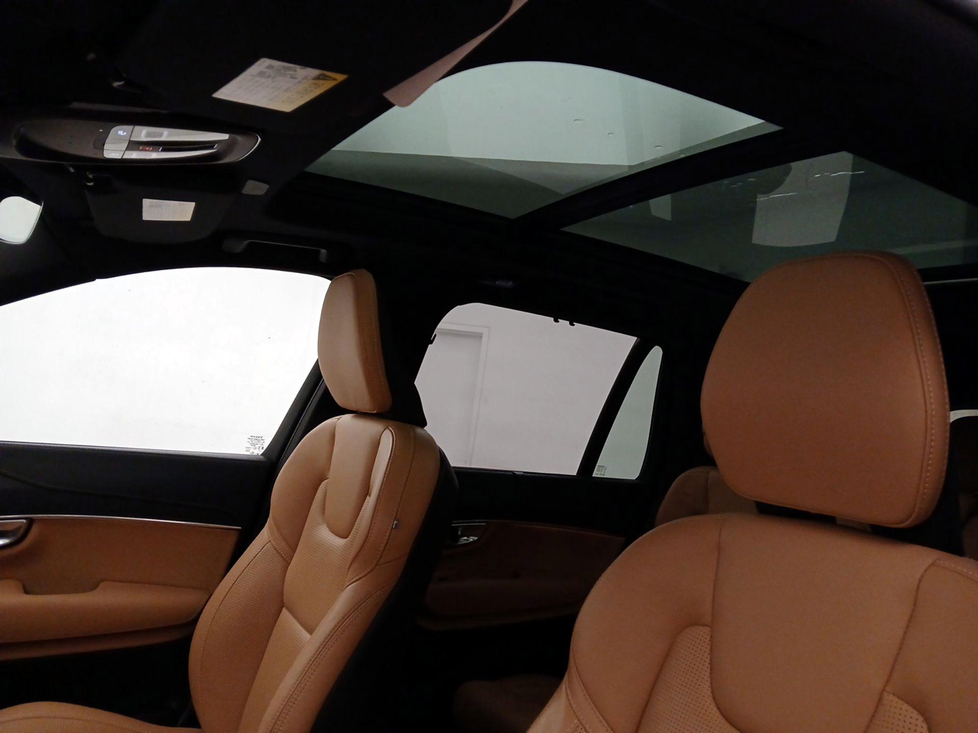 Thumbnail: 2024 Volvo XC90 - 20