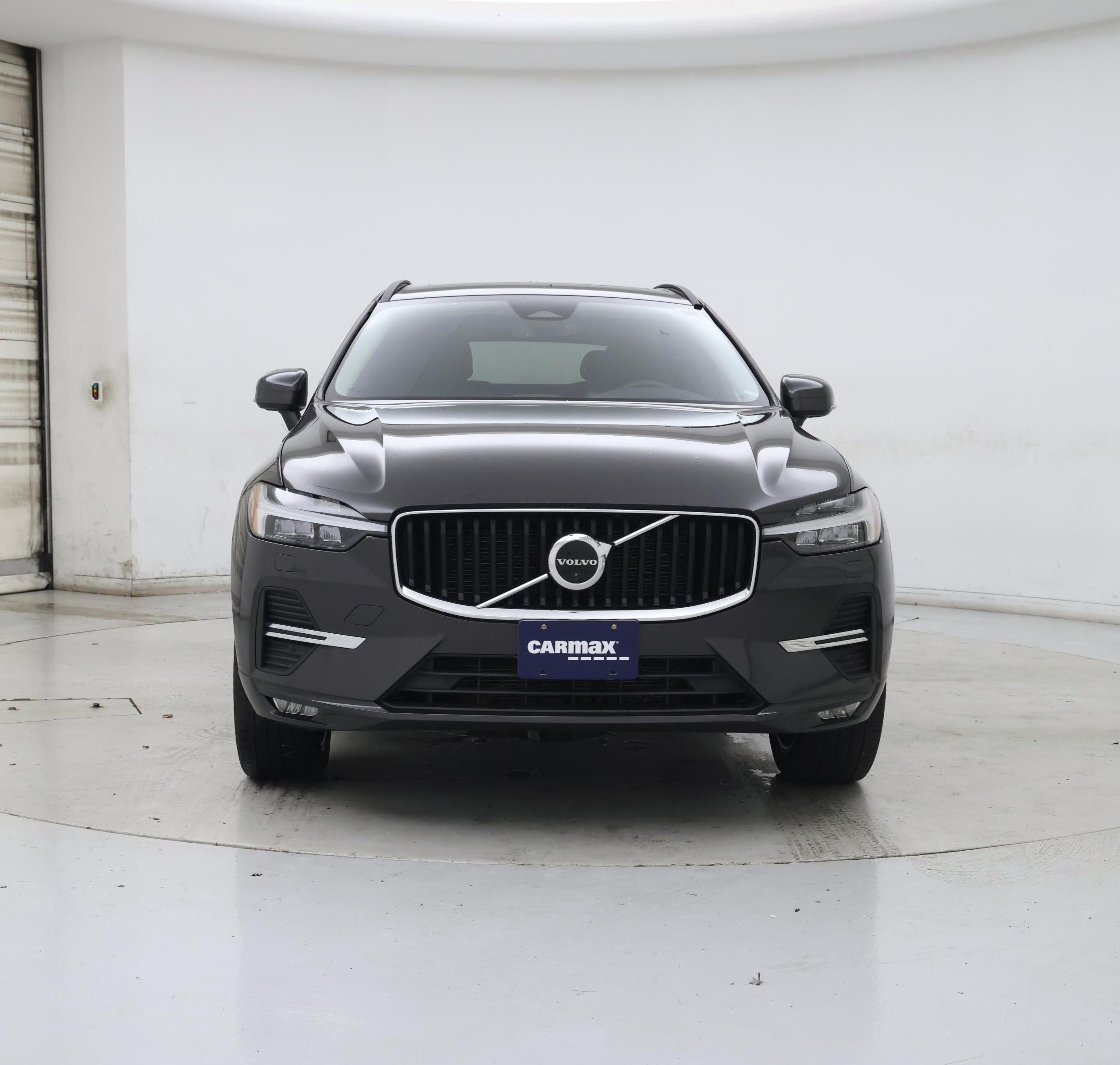 Thumbnail: 2022 Volvo XC60 - 5