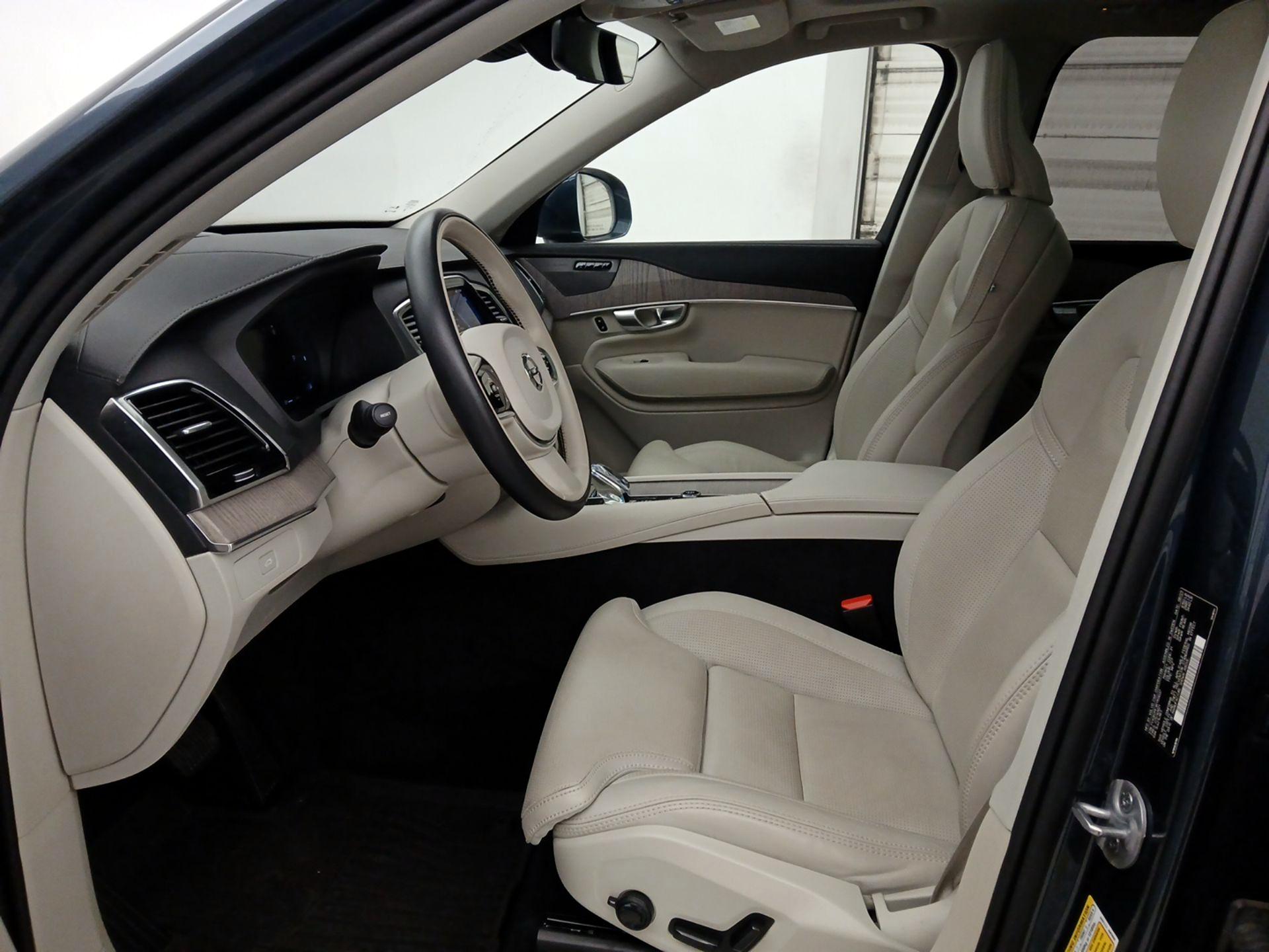 Thumbnail: 2024 Volvo XC90 - 11