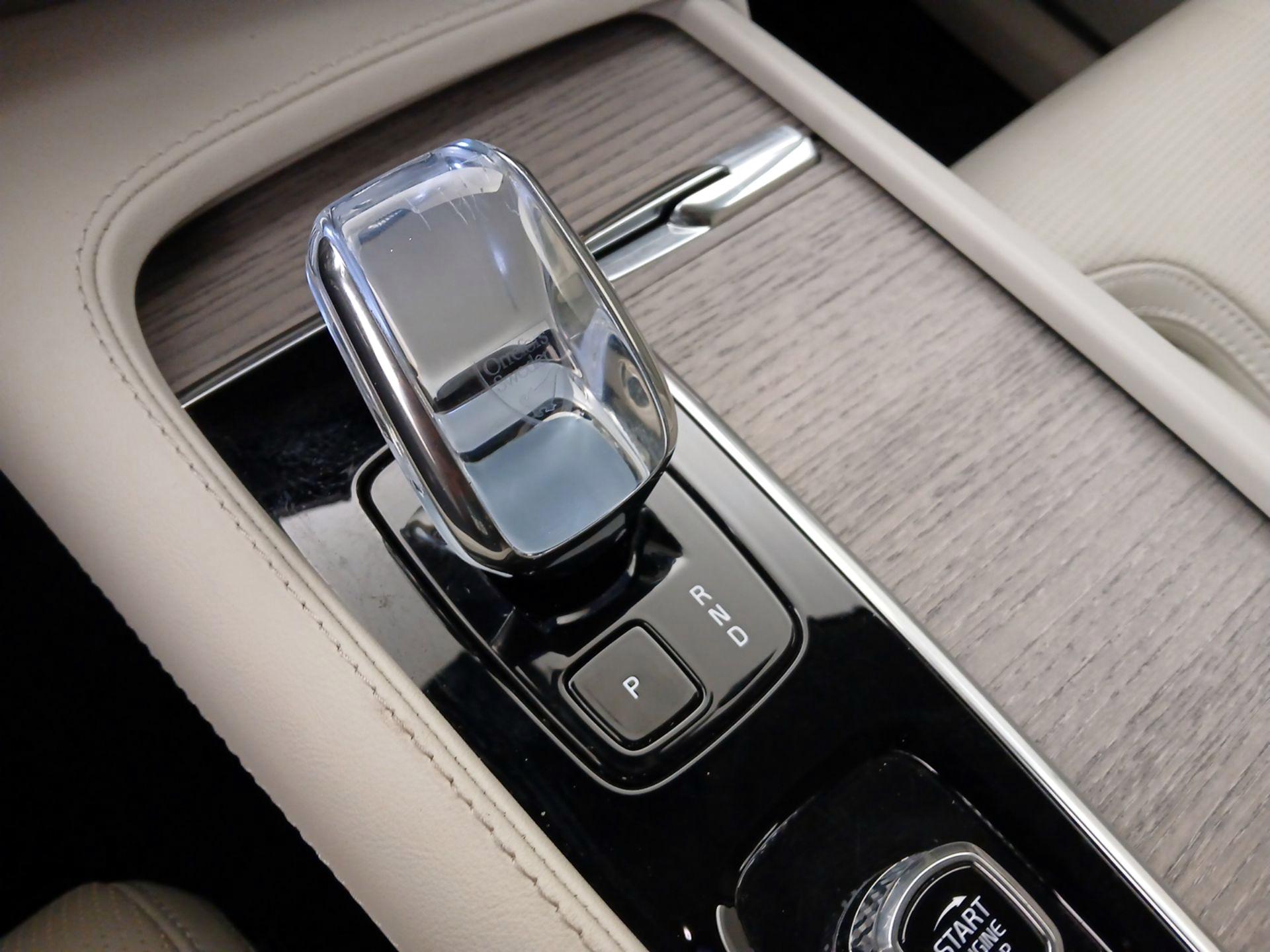 Thumbnail: 2024 Volvo XC90 - 18