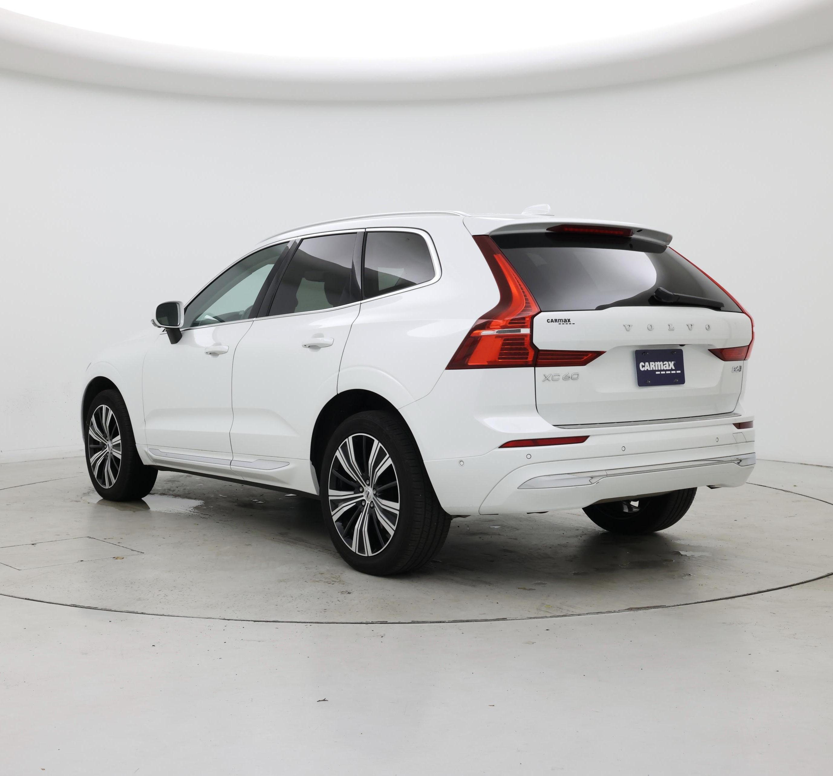 Thumbnail: 2022 Volvo XC60 - 2