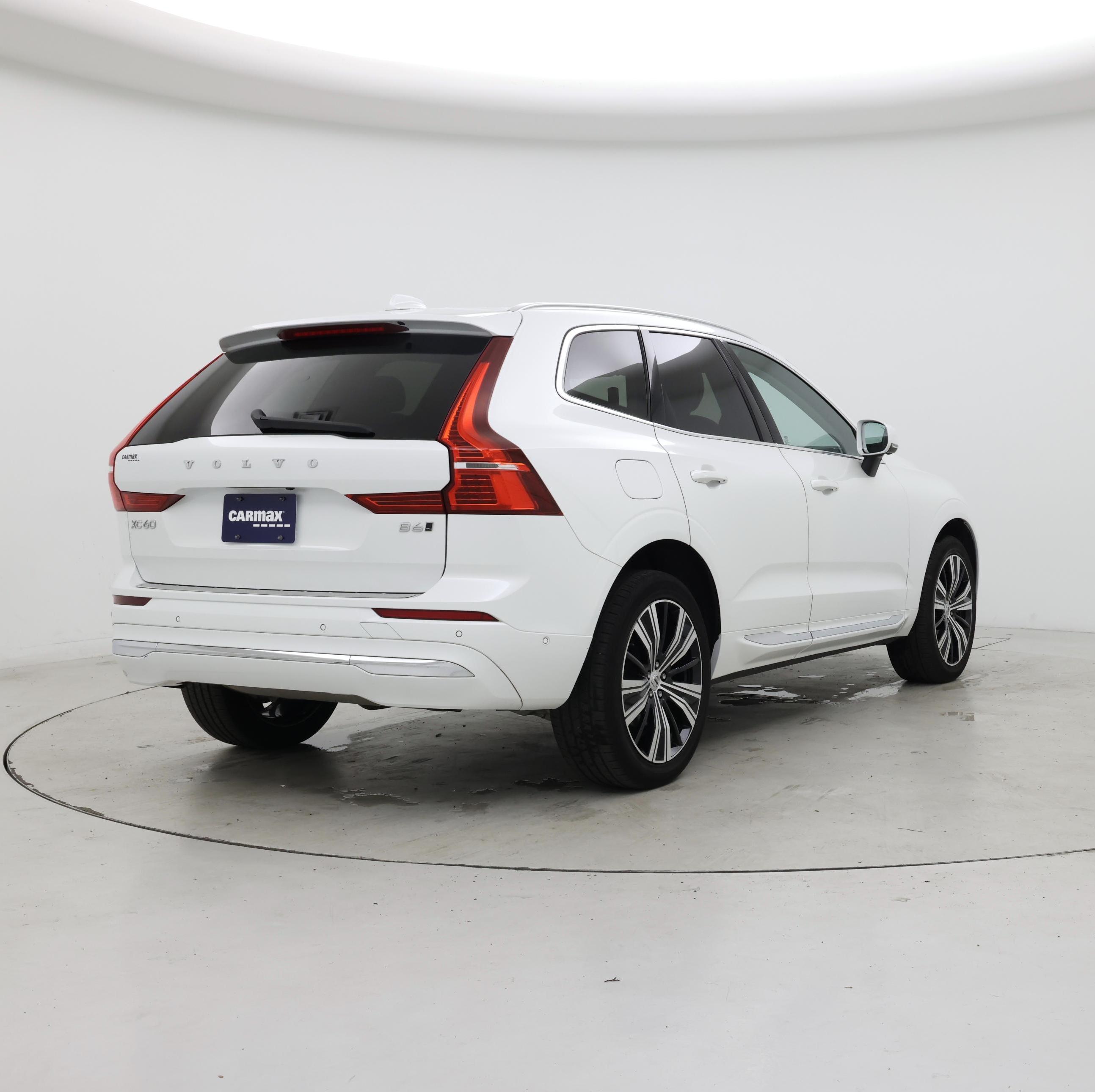 Thumbnail: 2022 Volvo XC60 - 8