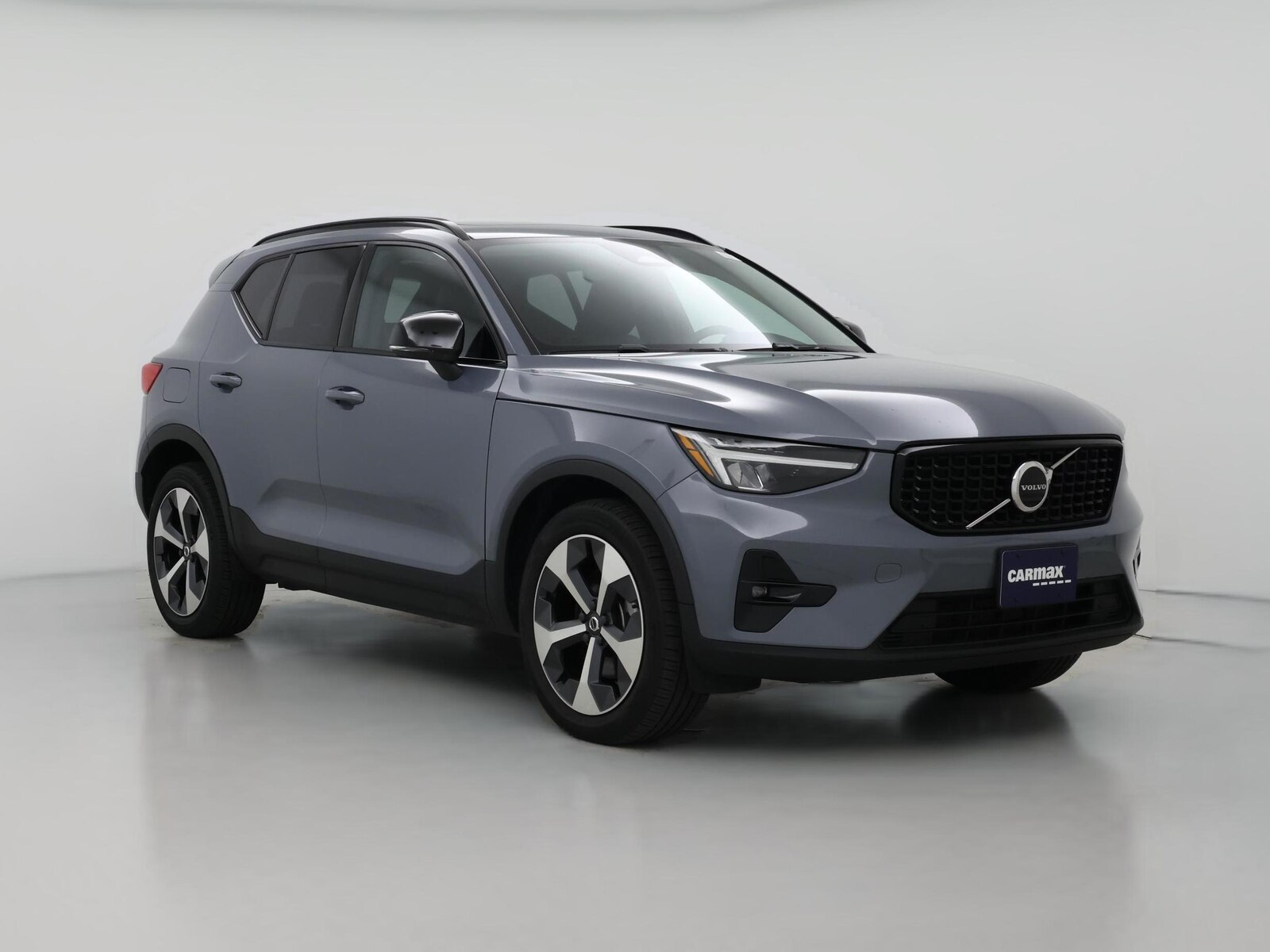 2023 Volvo XC40 Plus