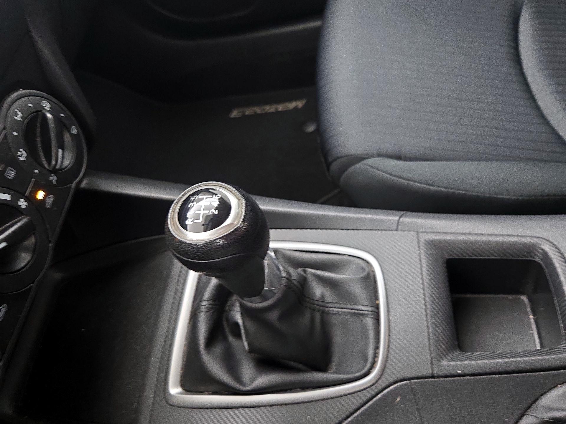 Thumbnail: 2015 Mazda Mazda3 - 16