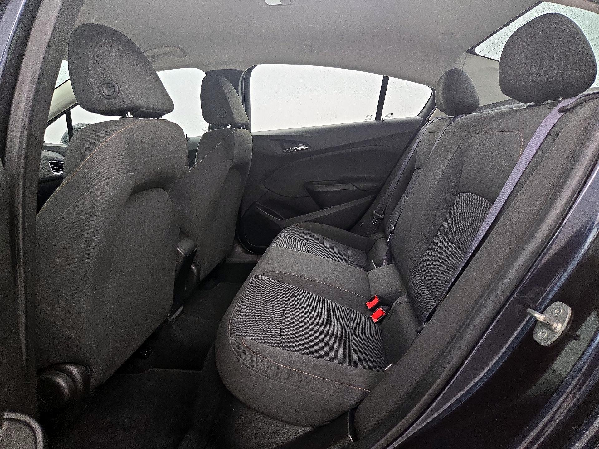 Thumbnail: 2016 Chevrolet Cruze - 19