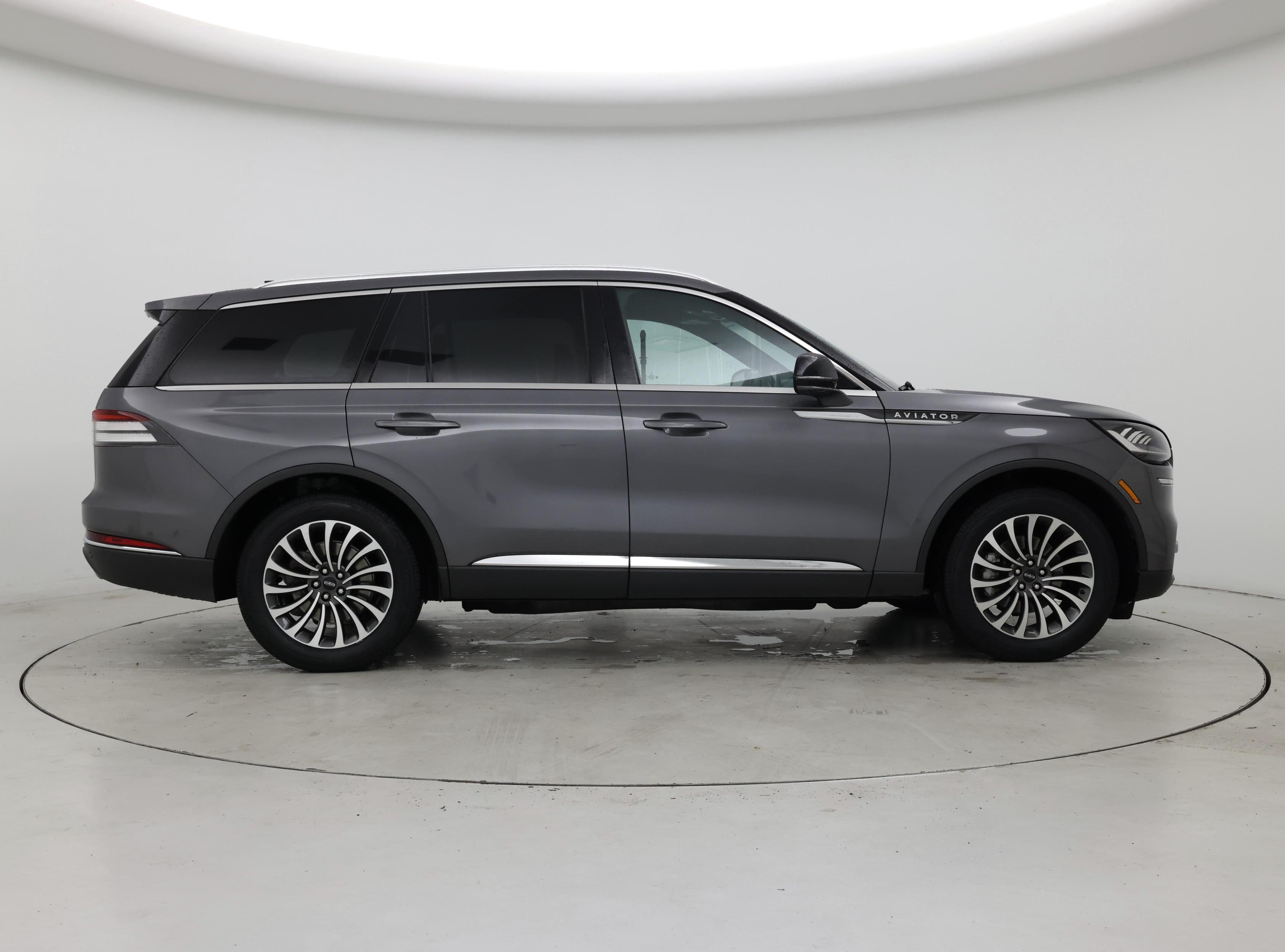 Thumbnail: 2022 Lincoln Aviator - 7