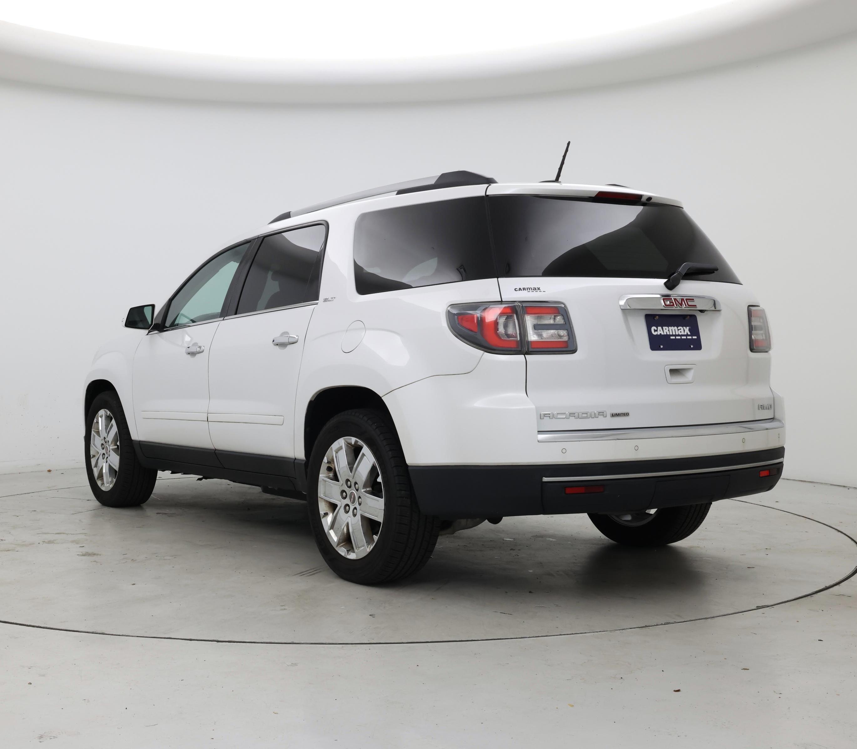Thumbnail: 2017 GMC Acadia - 2