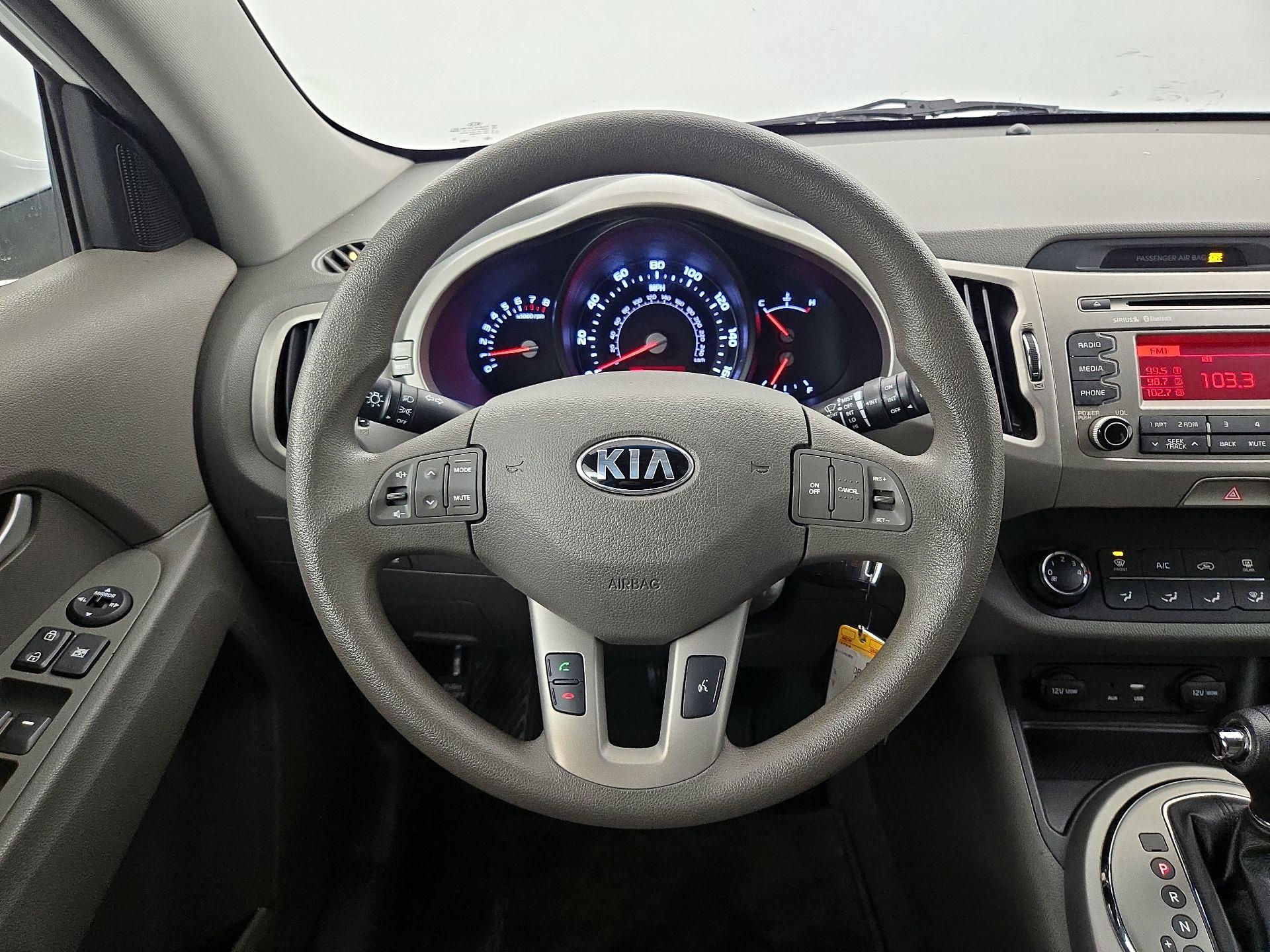 Thumbnail: 2016 Kia Sportage - 10