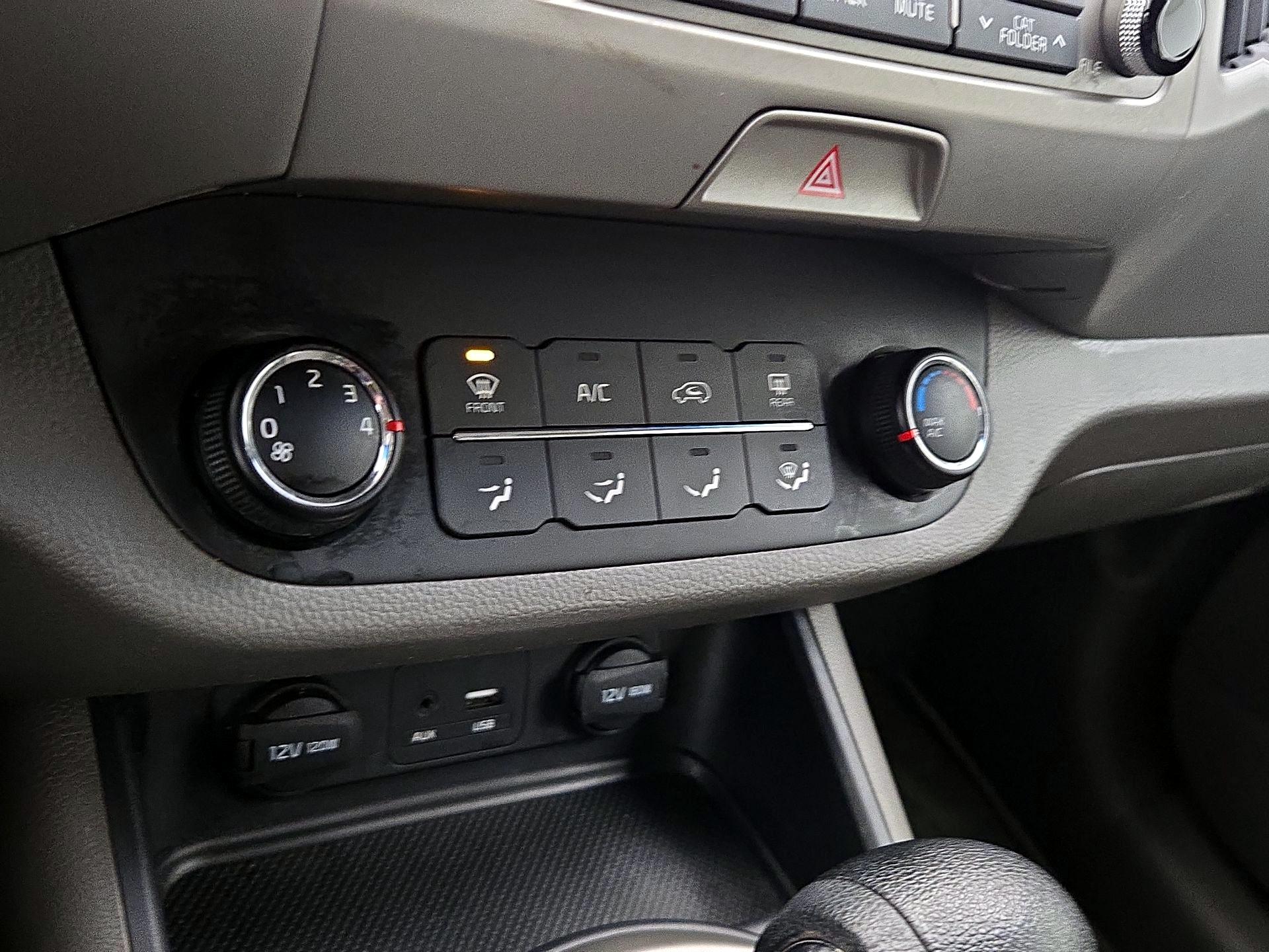 Thumbnail: 2016 Kia Sportage - 15