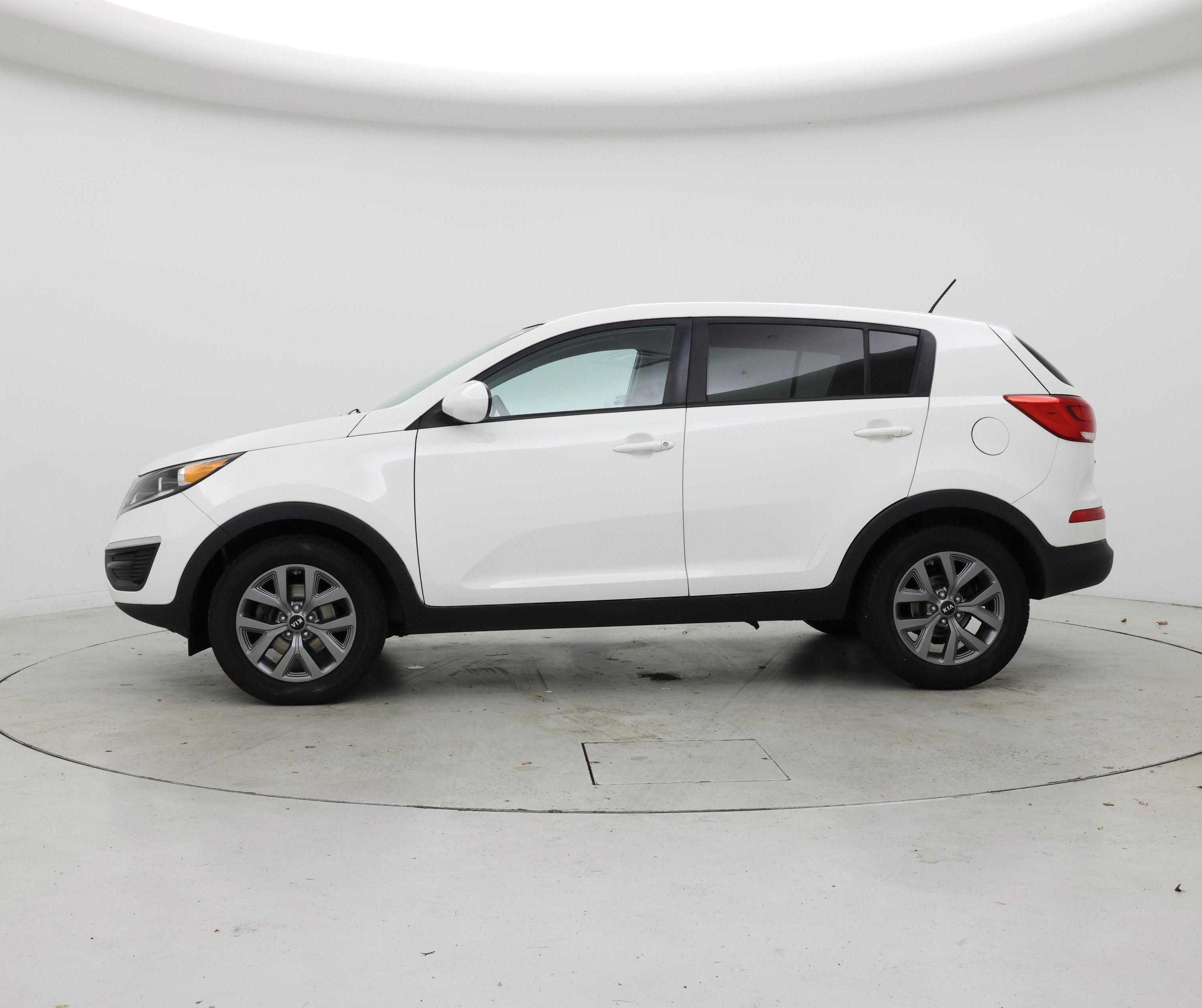 Thumbnail: 2016 Kia Sportage - 3