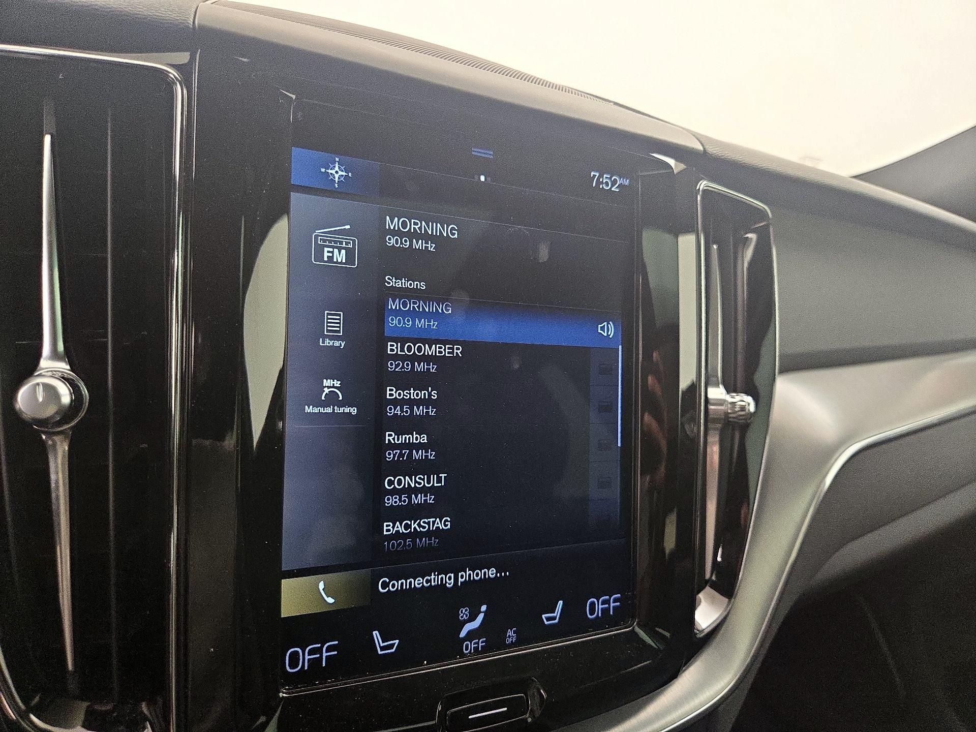 Thumbnail: 2019 Volvo XC60 - 16