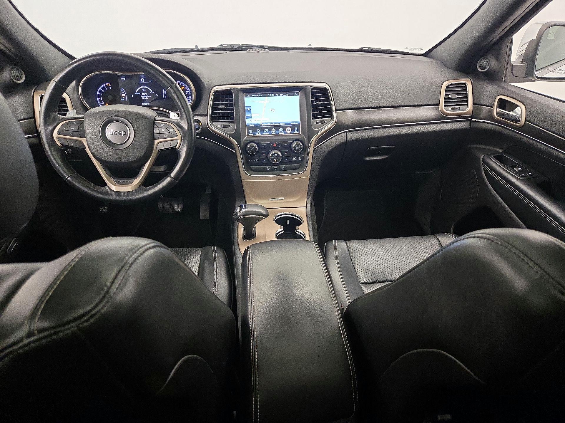Thumbnail: 2015 Jeep Grand Cherokee - 9