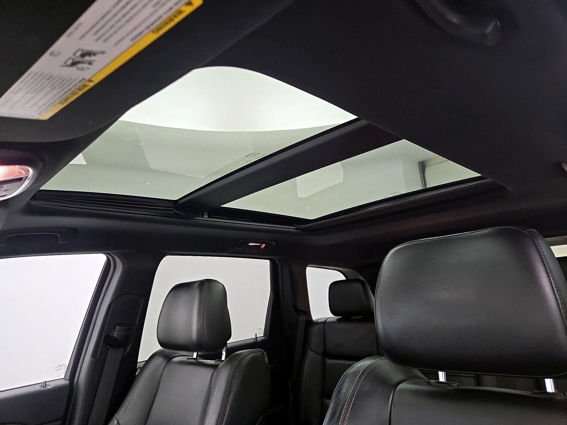 Thumbnail: 2015 Jeep Grand Cherokee - 20