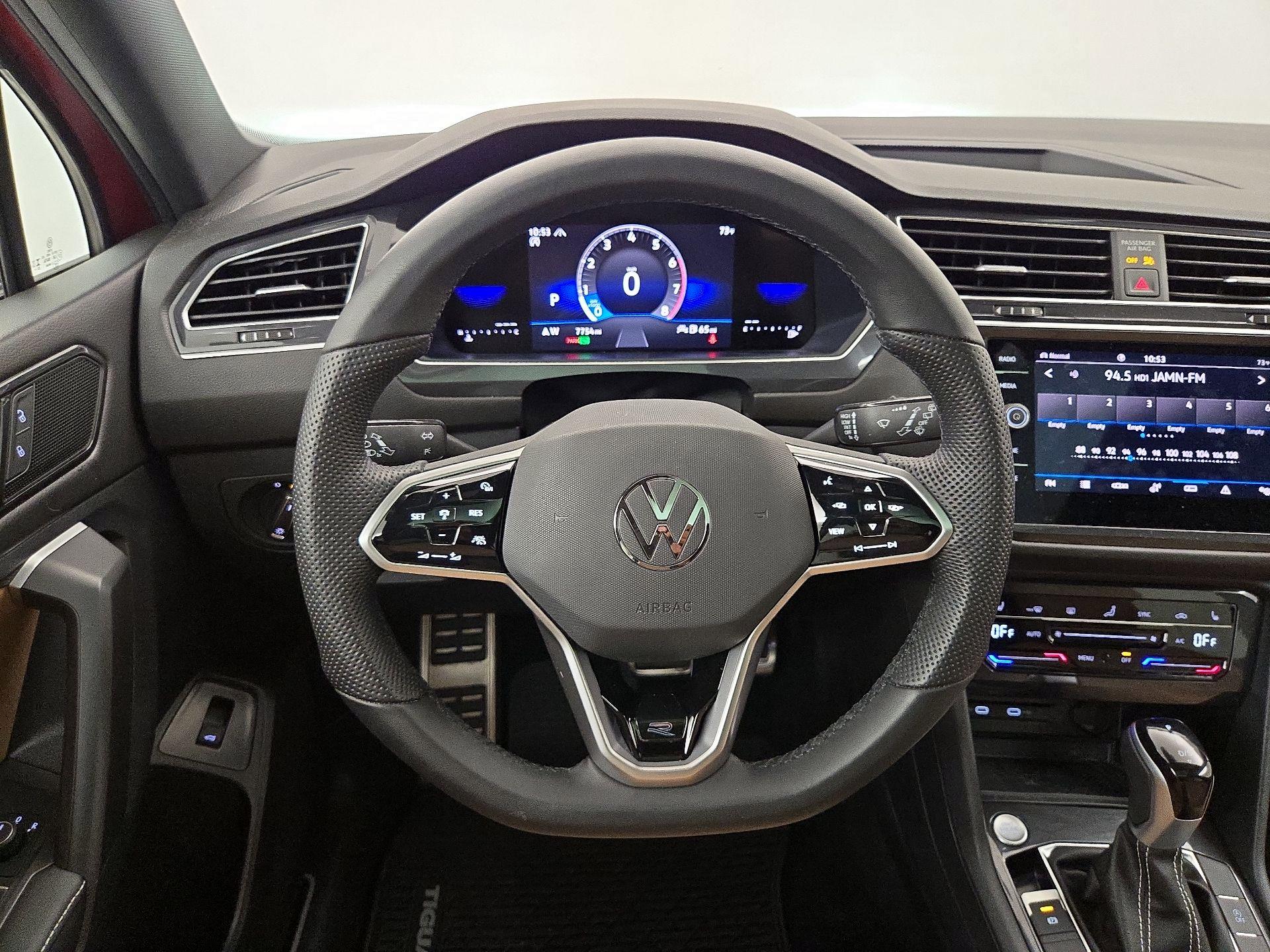Thumbnail: 2024 Volkswagen Tiguan - 10