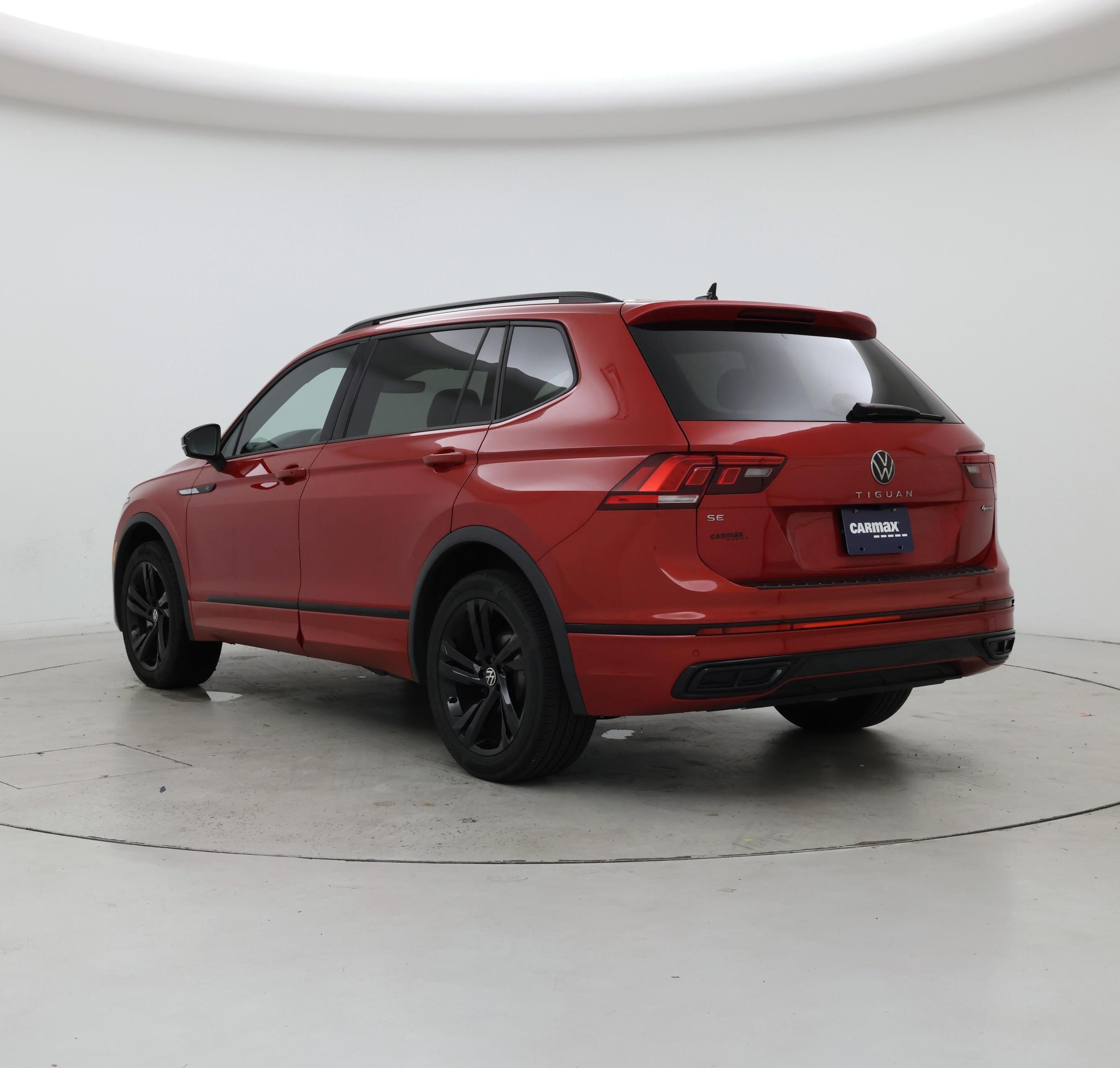 Thumbnail: 2024 Volkswagen Tiguan - 2